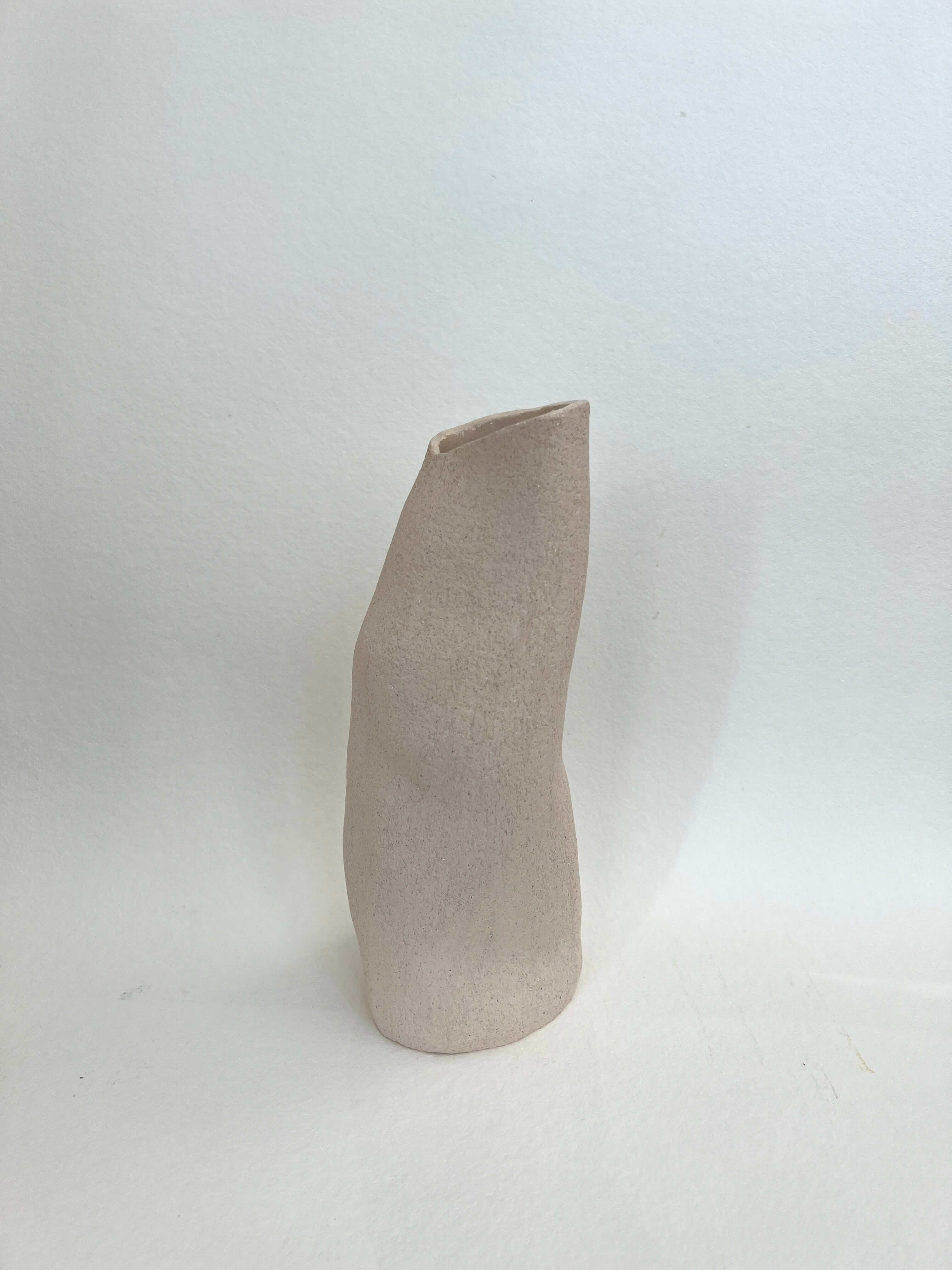 Tarian-Brut-long-vase-ceramic-white