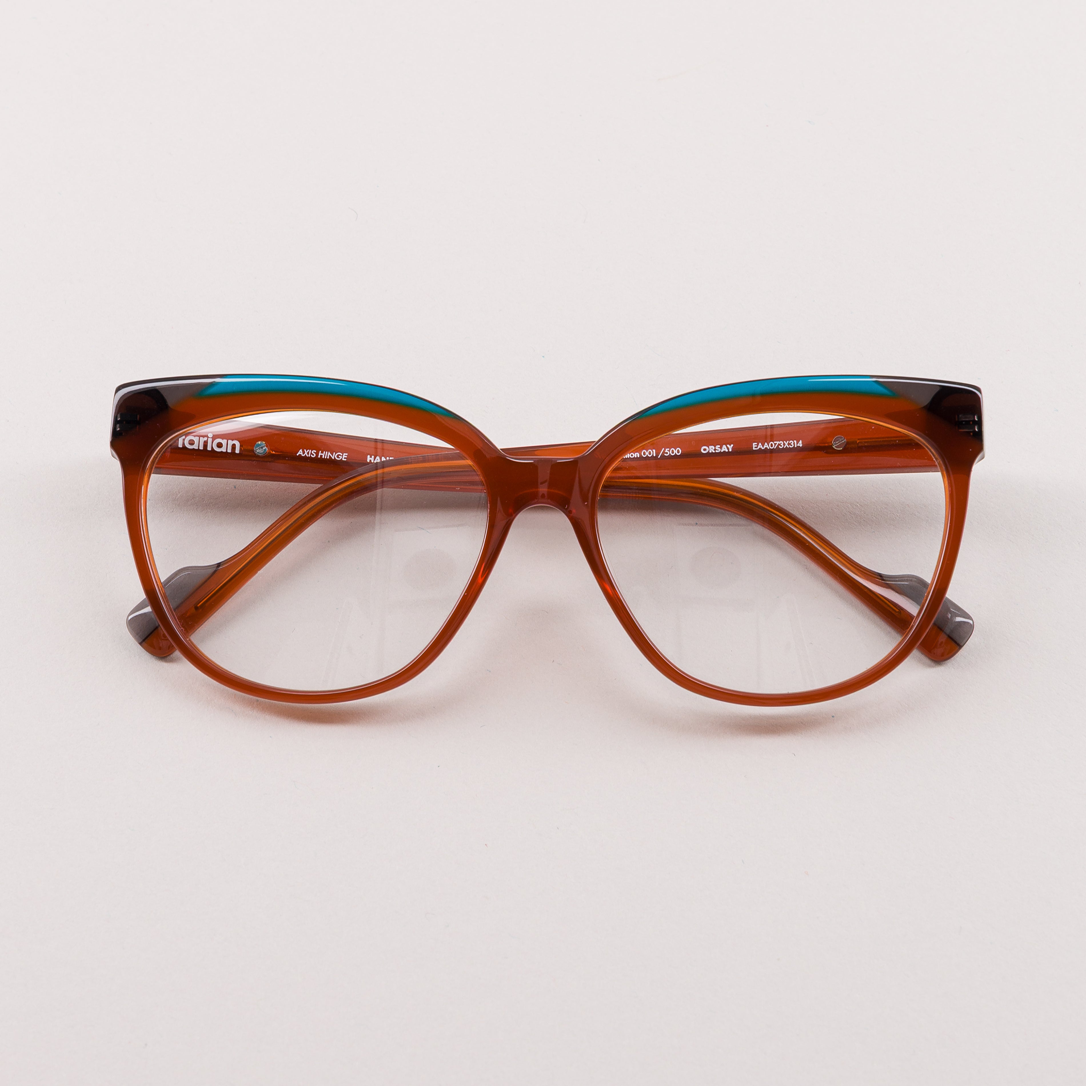 #color_red, turquoise, black