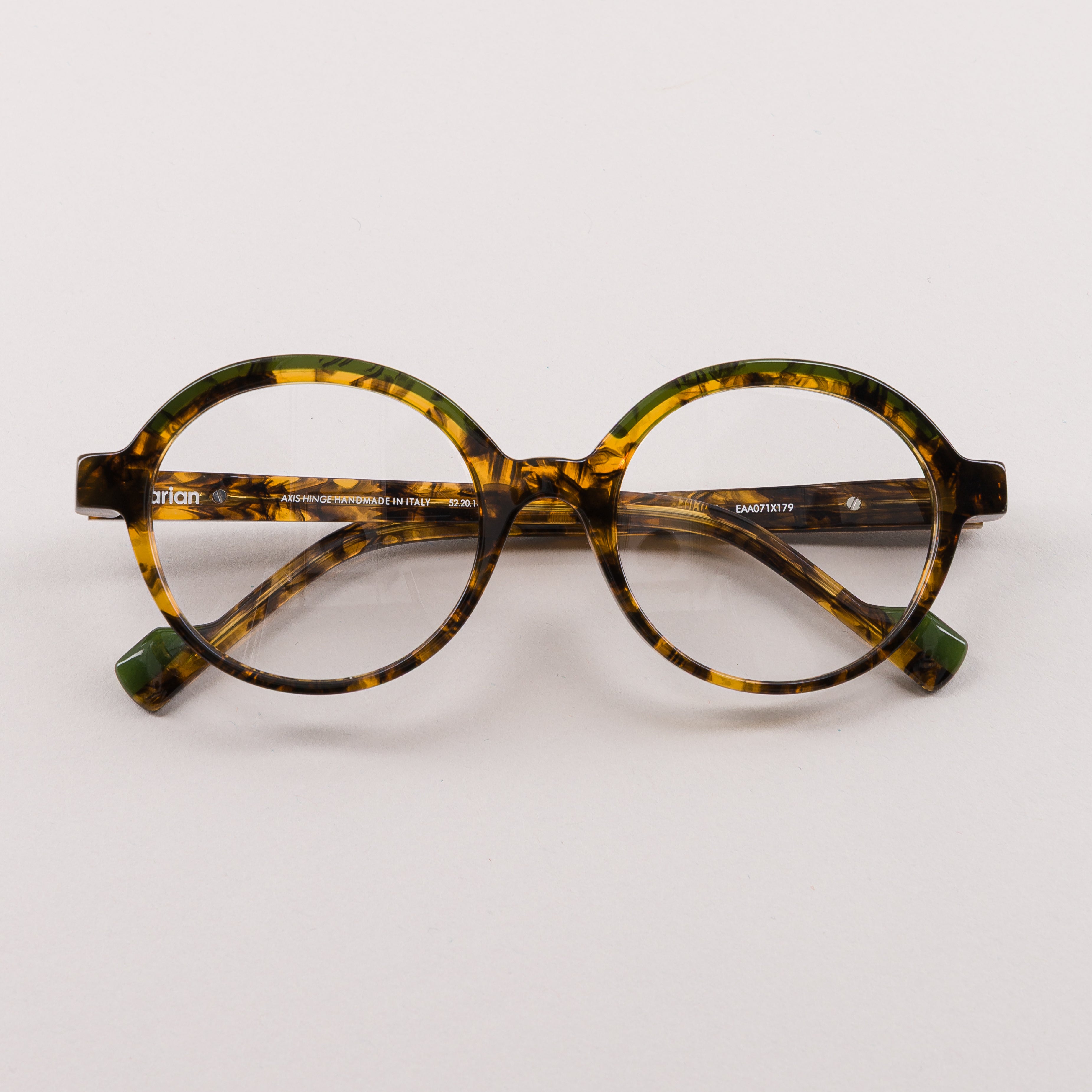 #color_tortoise shell green
