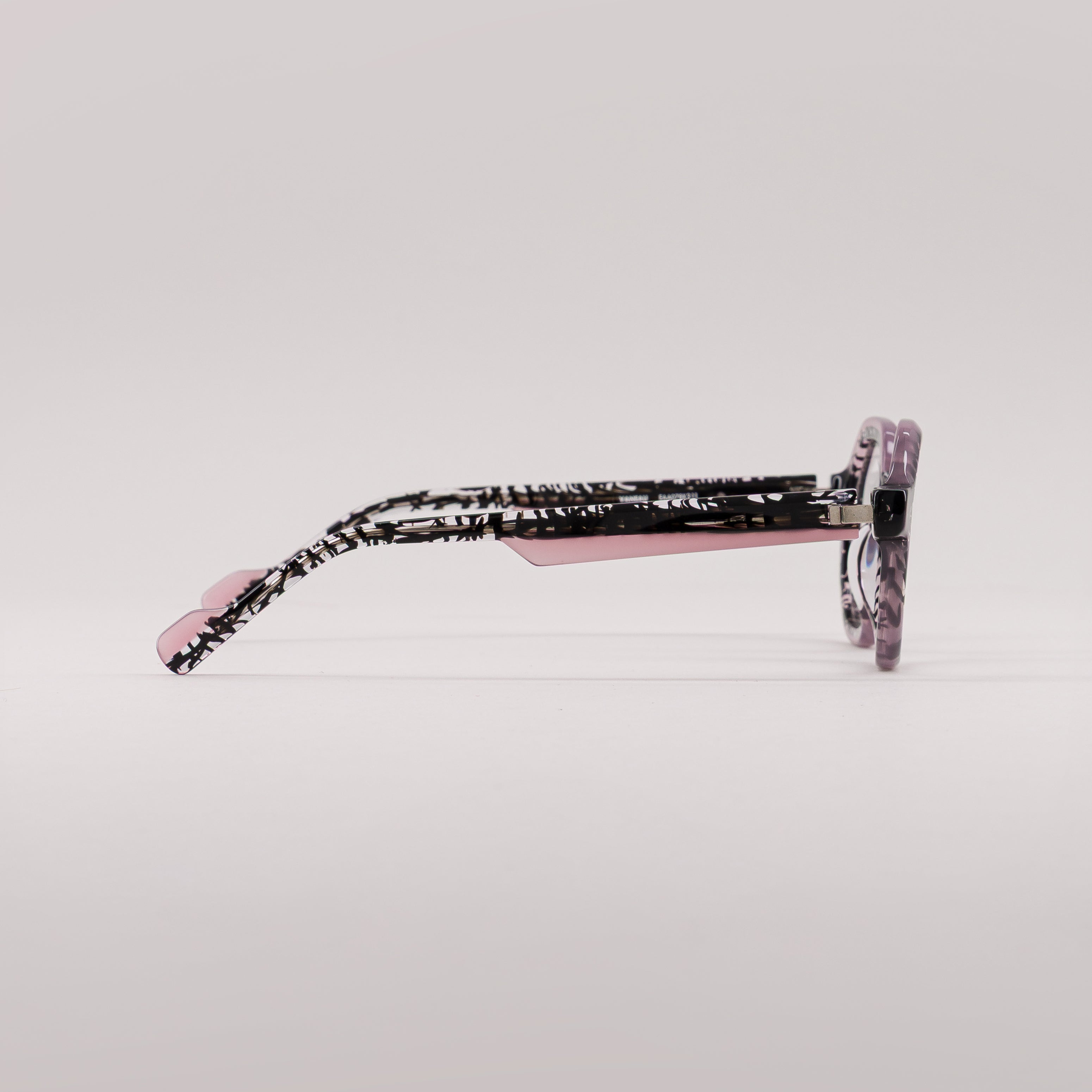 #colore_Nero screziato e rosa