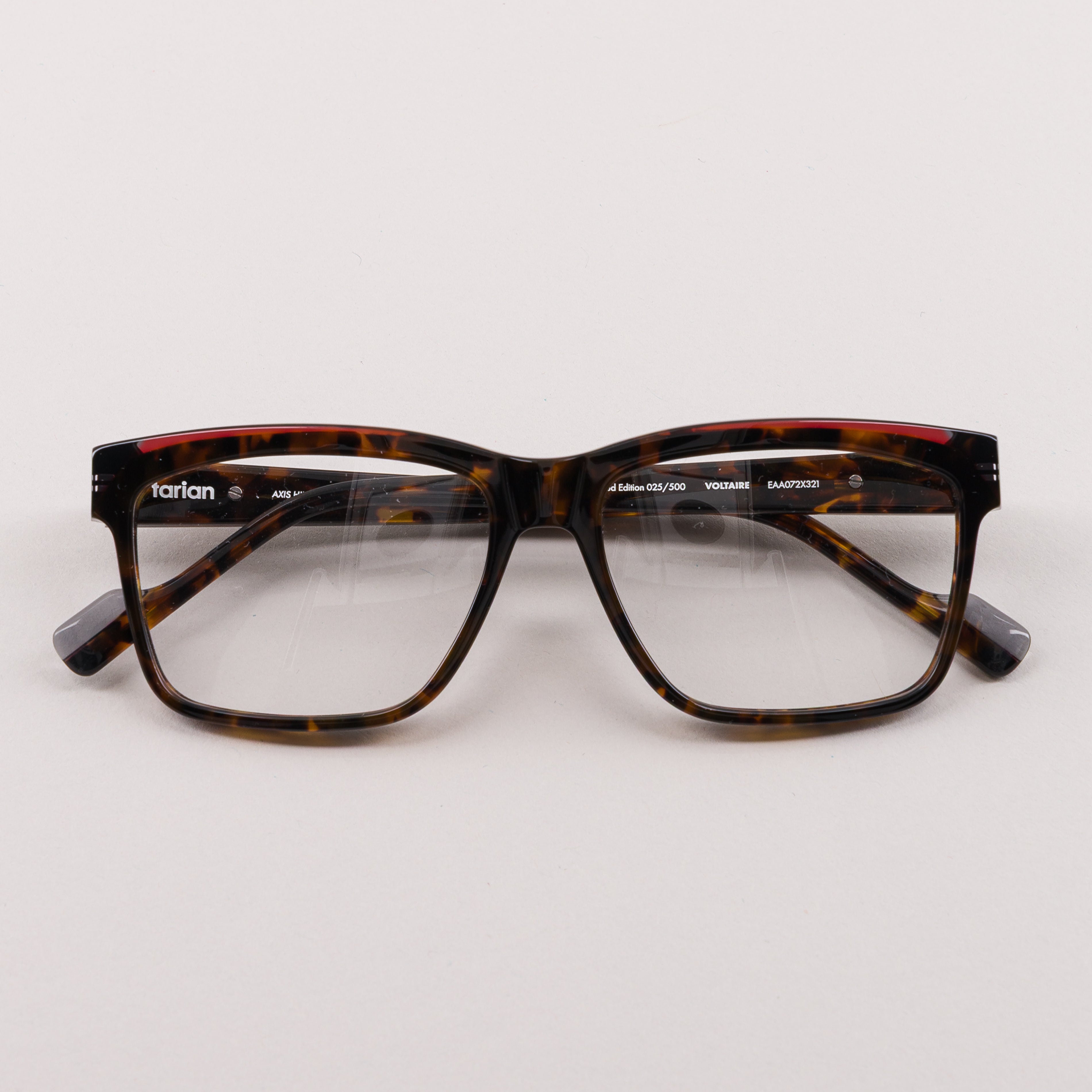 #color_tortoise shell, burgundy, grey