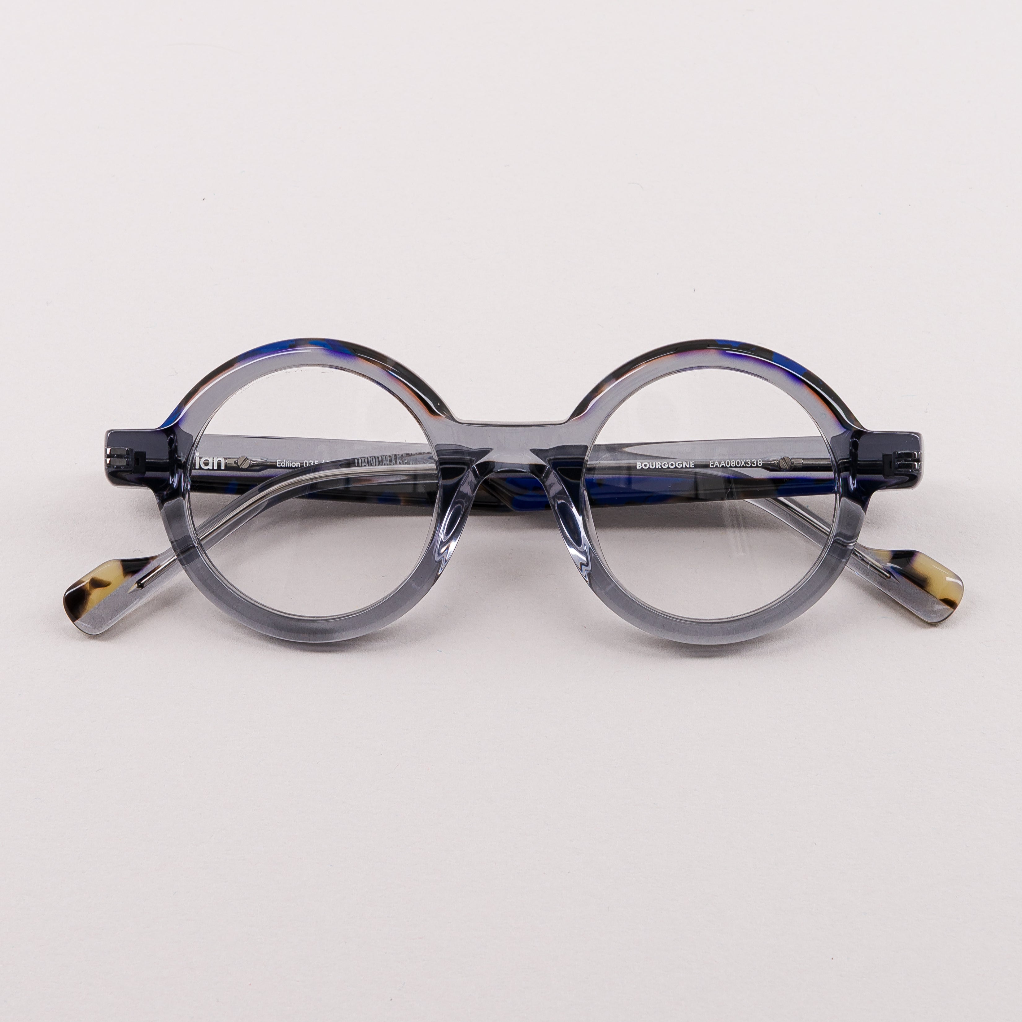 #couleur_Transparent et écaille bleue