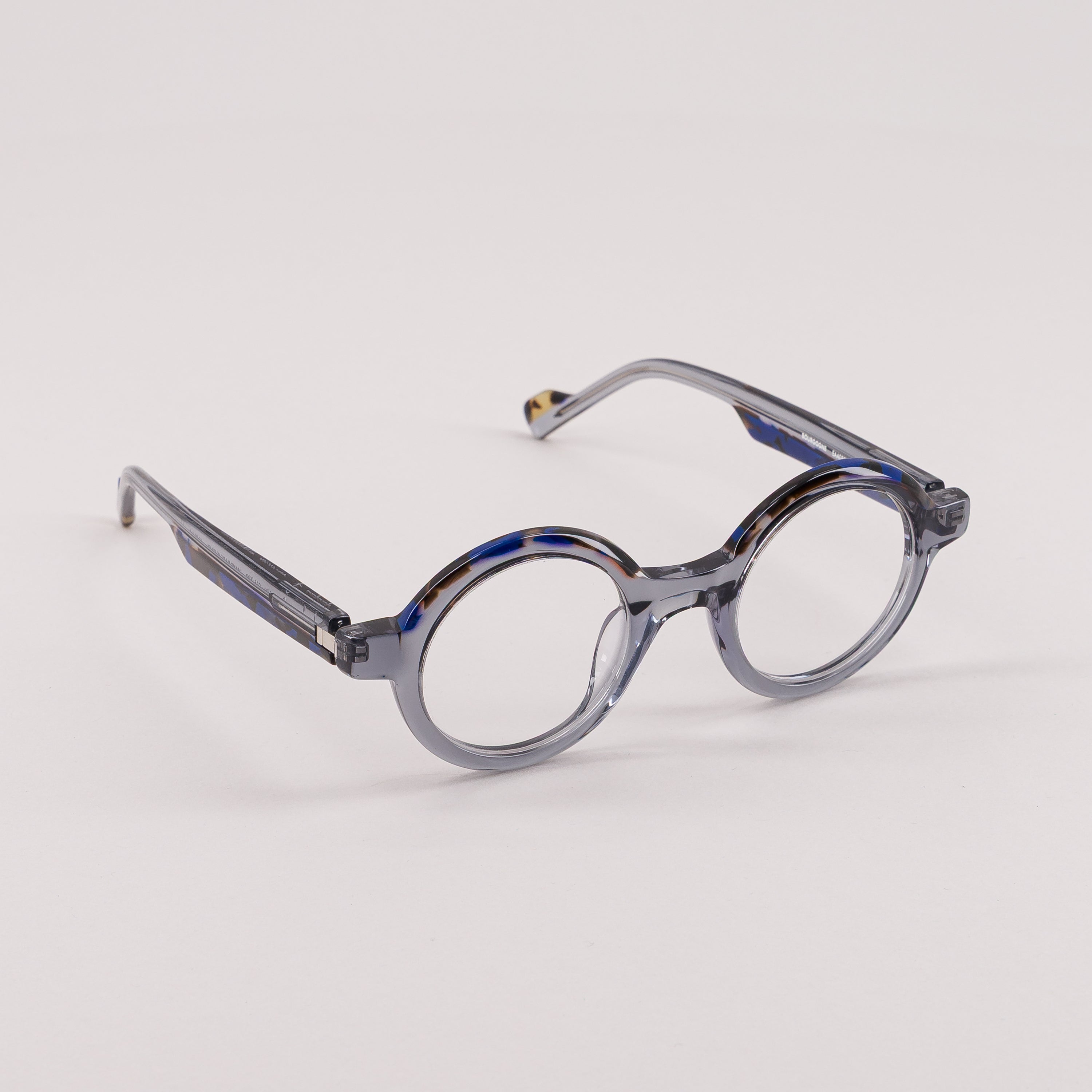 #couleur_Transparent et écaille bleue