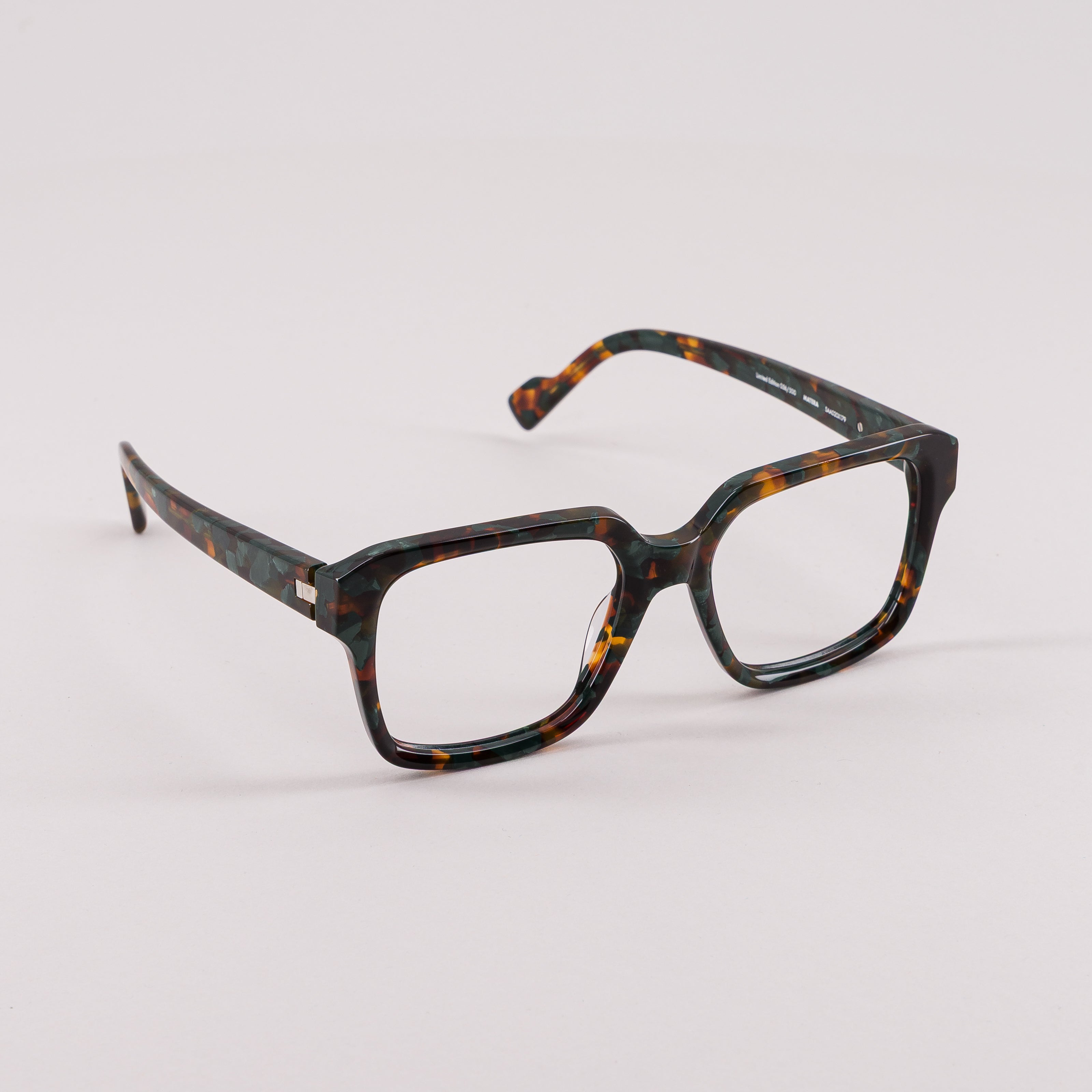 #couleur_Écaille de tortue verte