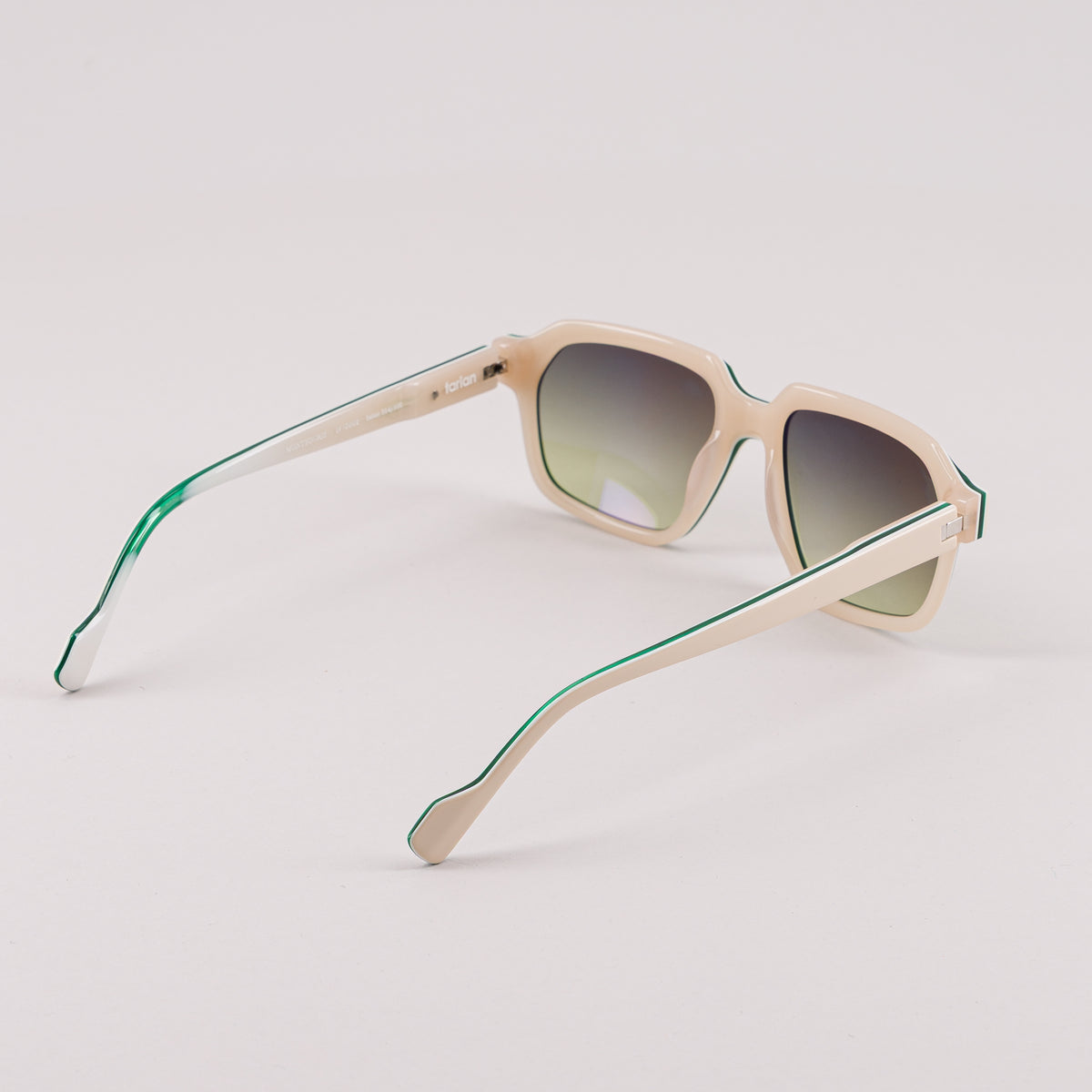 #couleur_Blanc cassé et vert