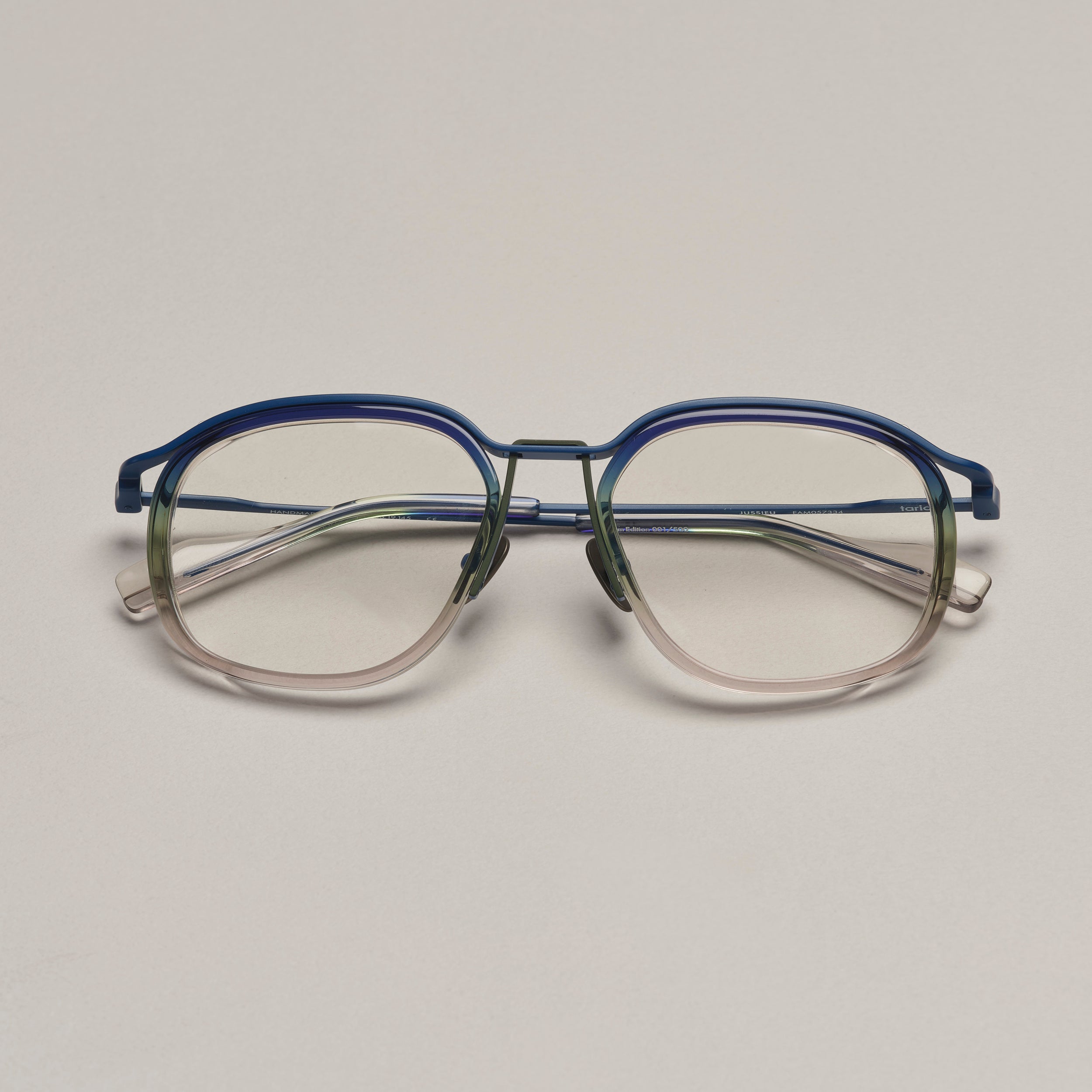 TARIAN-eyewear-luxe-glasses-oval-blue-green-clear