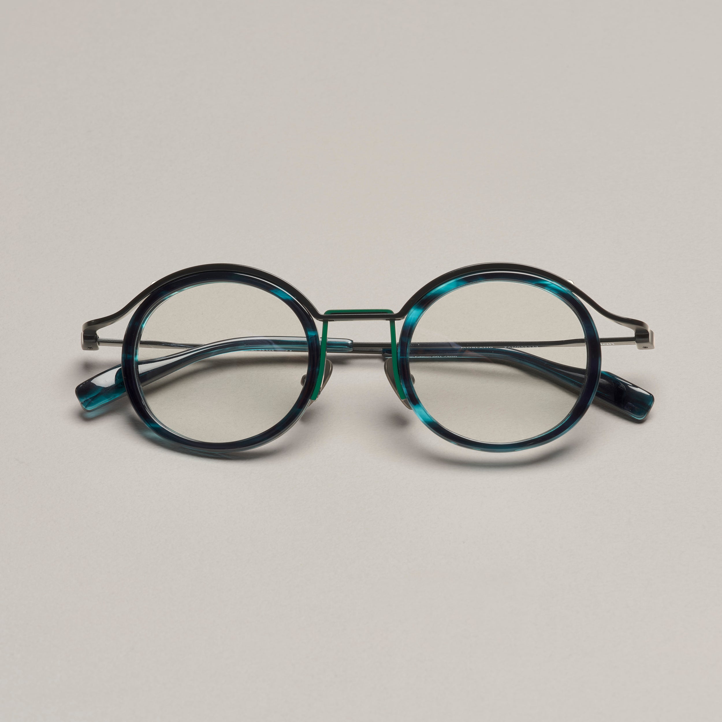 Tarian_morland_round_eyewear_glasses_emerad_marble