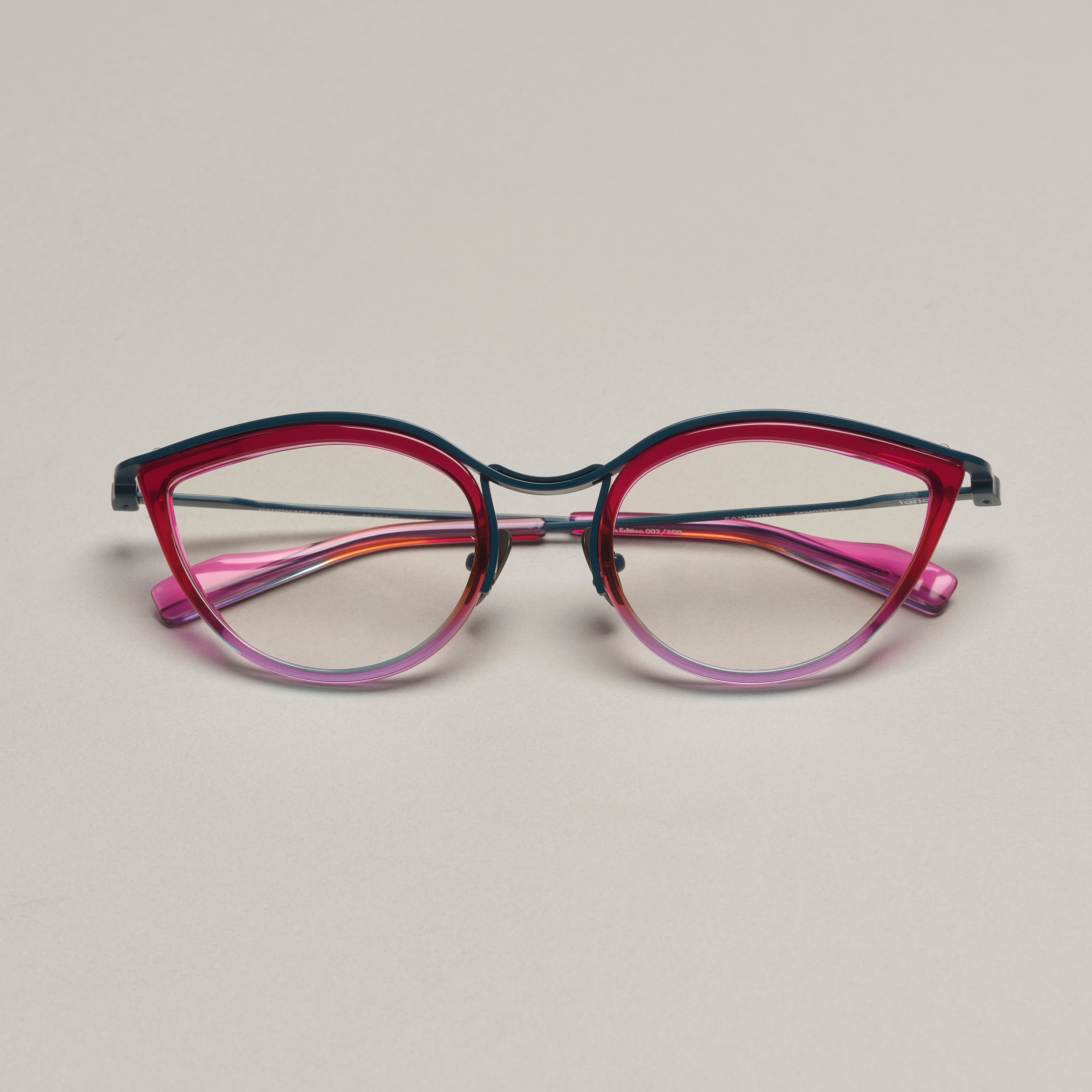 TARIAN_eyewear_cateye_gradientpurple_pink