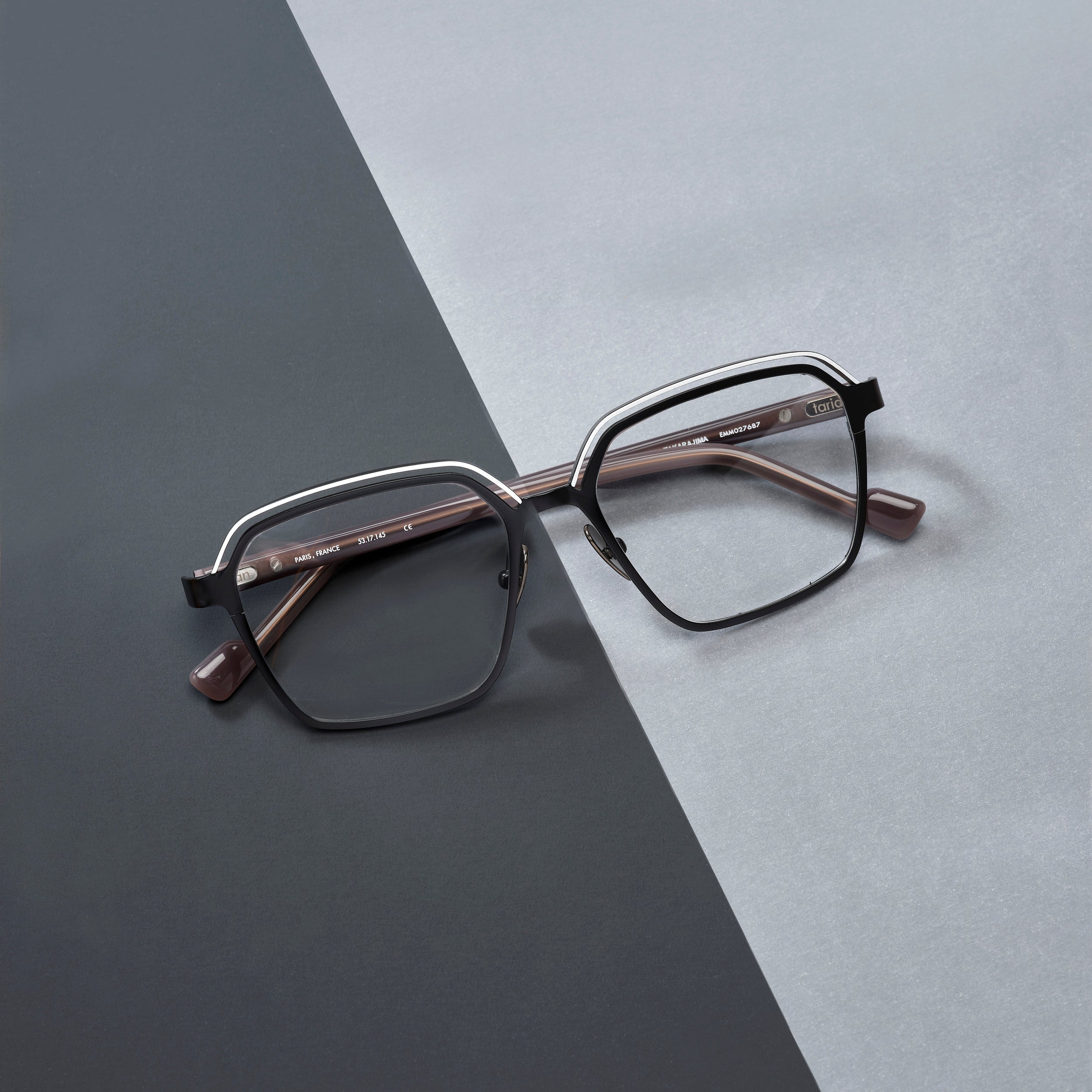 Tarian-Takarajima-large-rectangle-eyewear-black-white