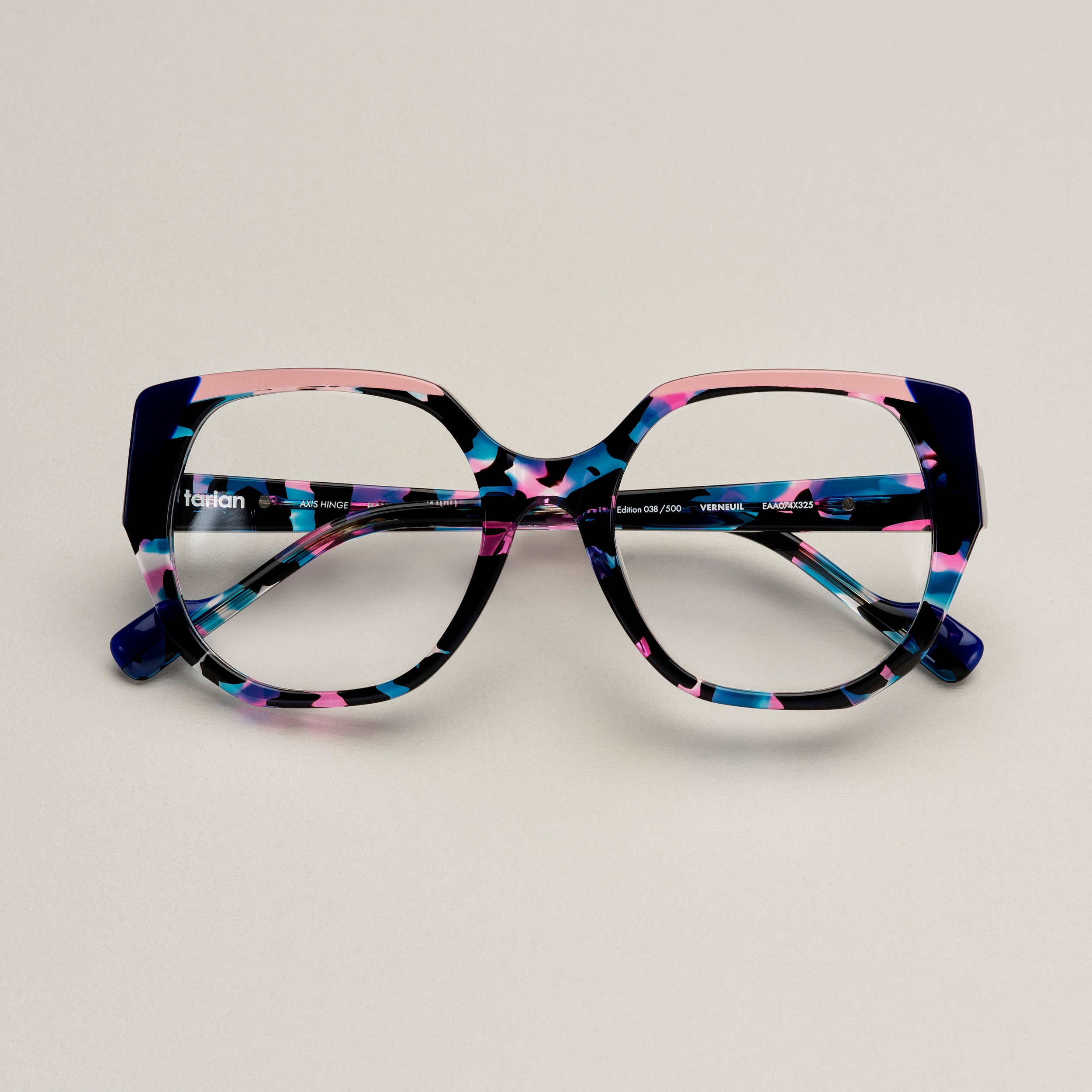 Tarian-Verneuil-large-cateye-eyewear-scale-black-blue-pink