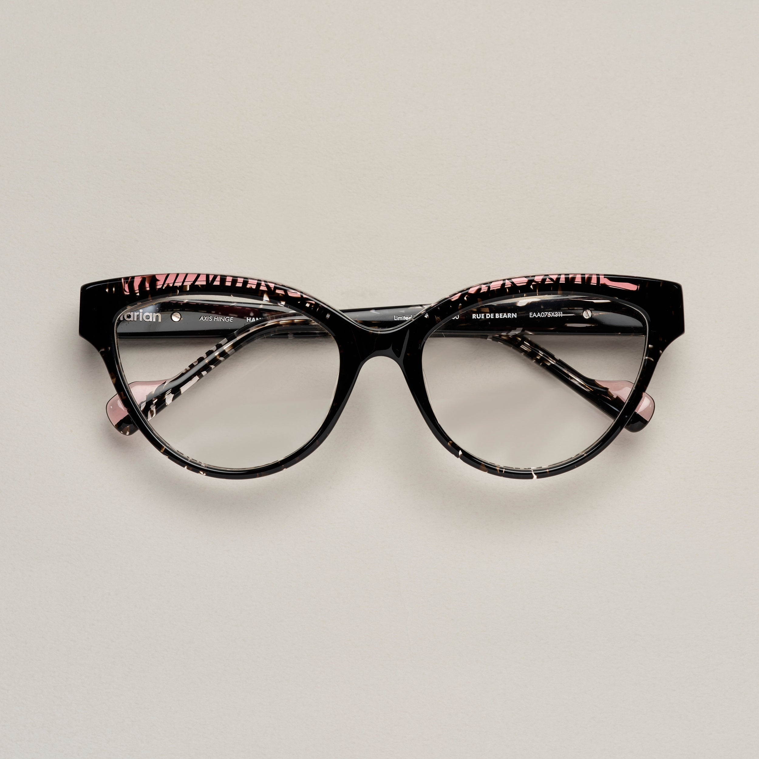 Tarian-Rue-de-Bearn-cateye-eyewear-black-clear-pink