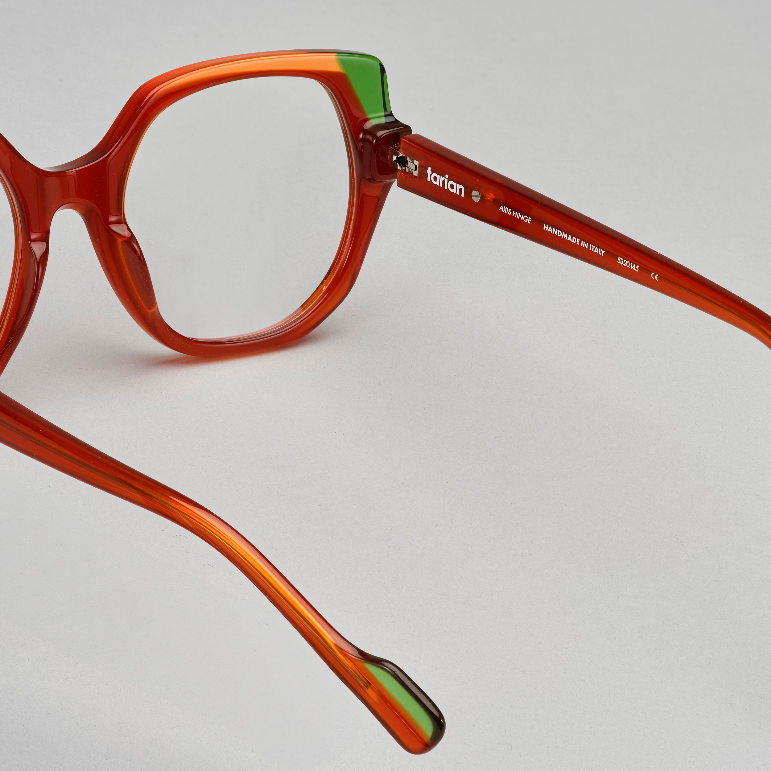 Zoom_Tarian-Verneuil-large-cateye-eyewear-lightbrown-melon-green-inside-view