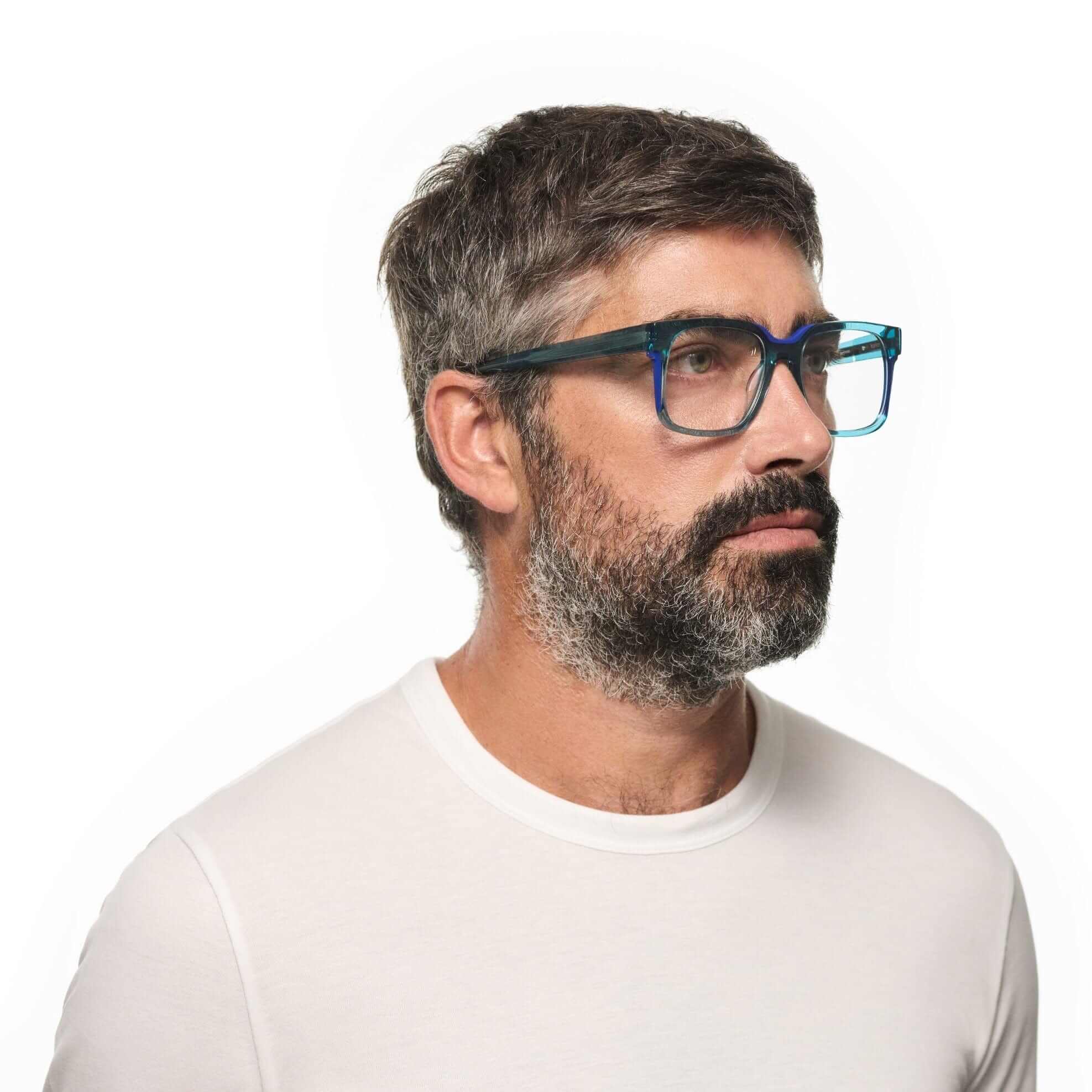 Tarian-Branly-large-rectangle-eyewear-blue-portrait2