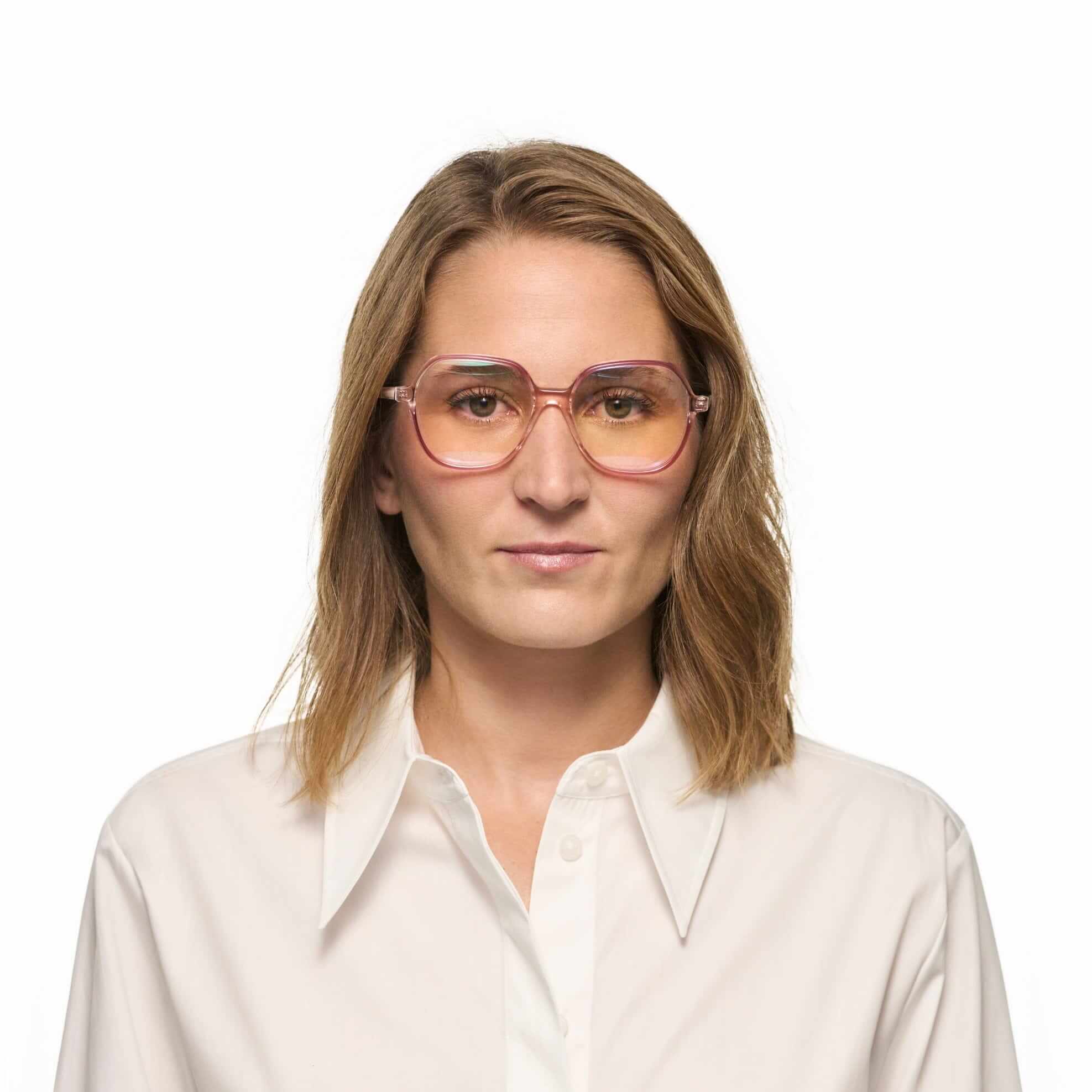 Tarian-Rue-de-Thorigny-large-rectangle-eyewear-light-clear-pink-portrait
