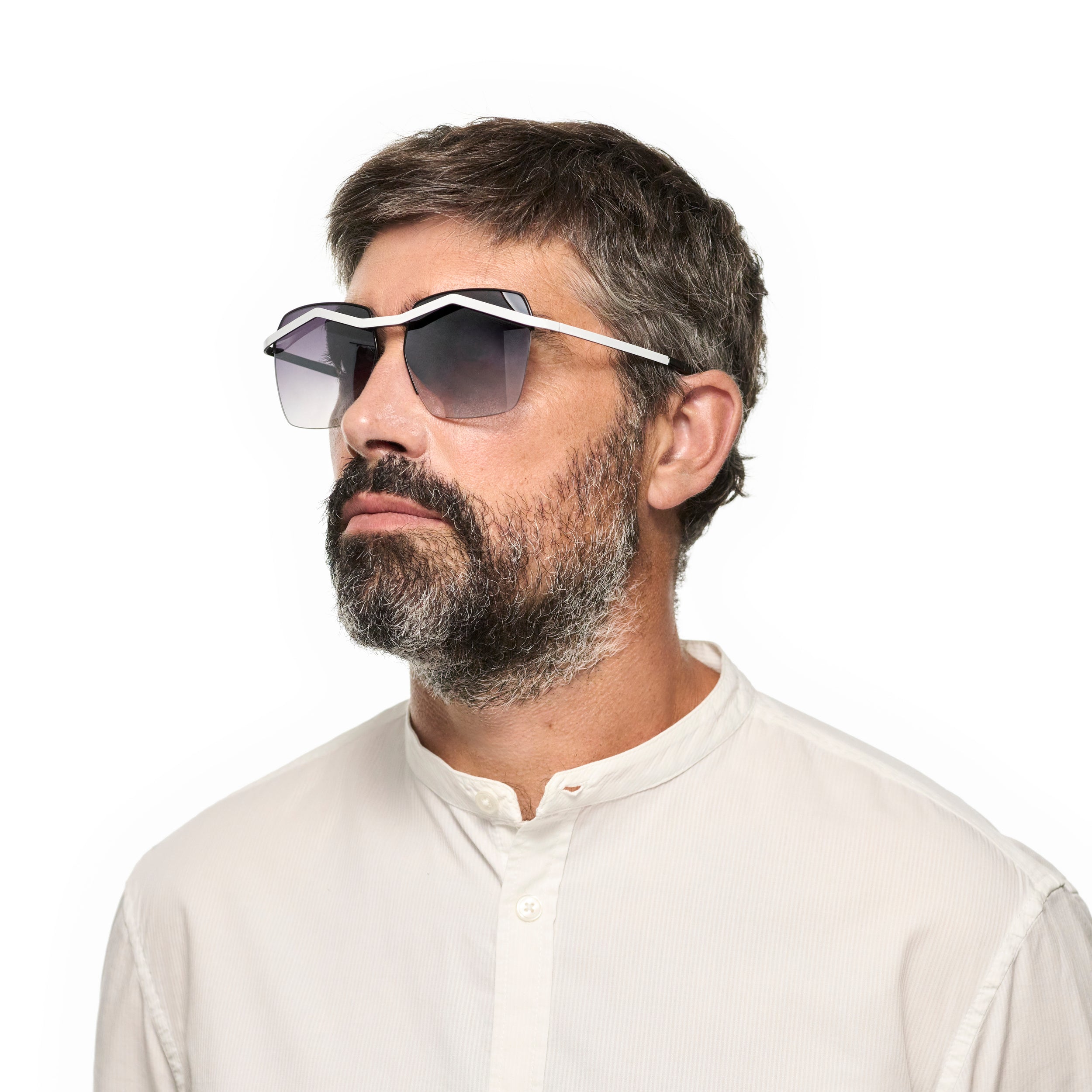 Tarian-Skybar-large-rectangle-pantos-sunglasses-white-portrait