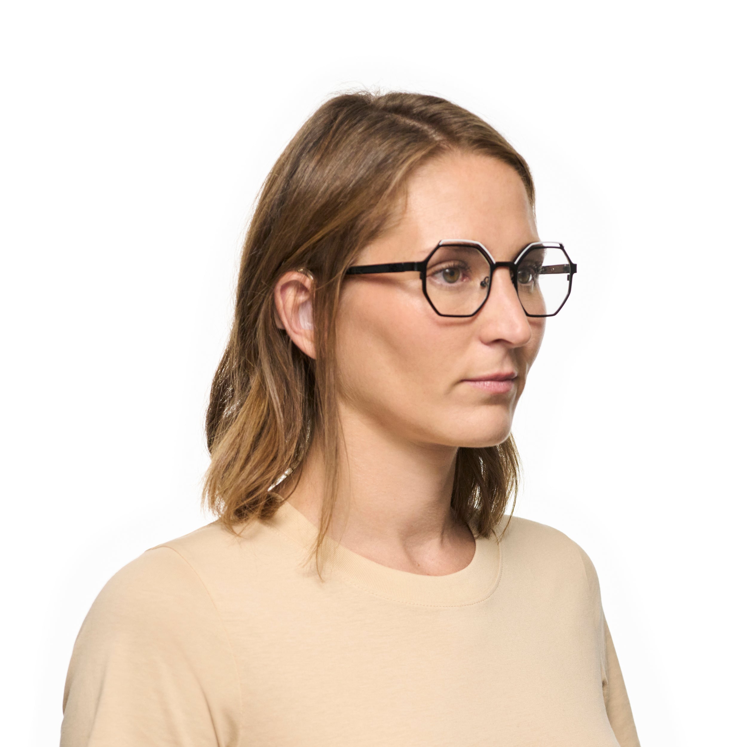 Tarian-Taketomijima-octagon-eyewear-black-white-portrait2