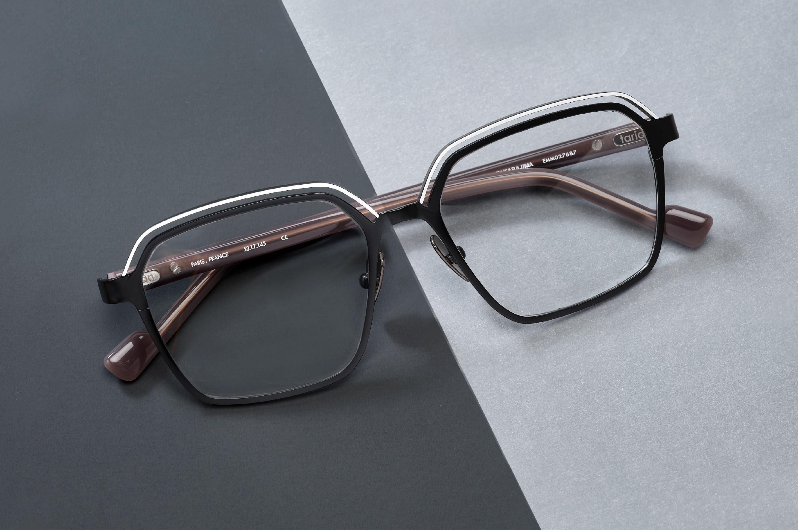 Tarian-Enso-Collection-Takarajima-large-rectangle-eyewear-black-white