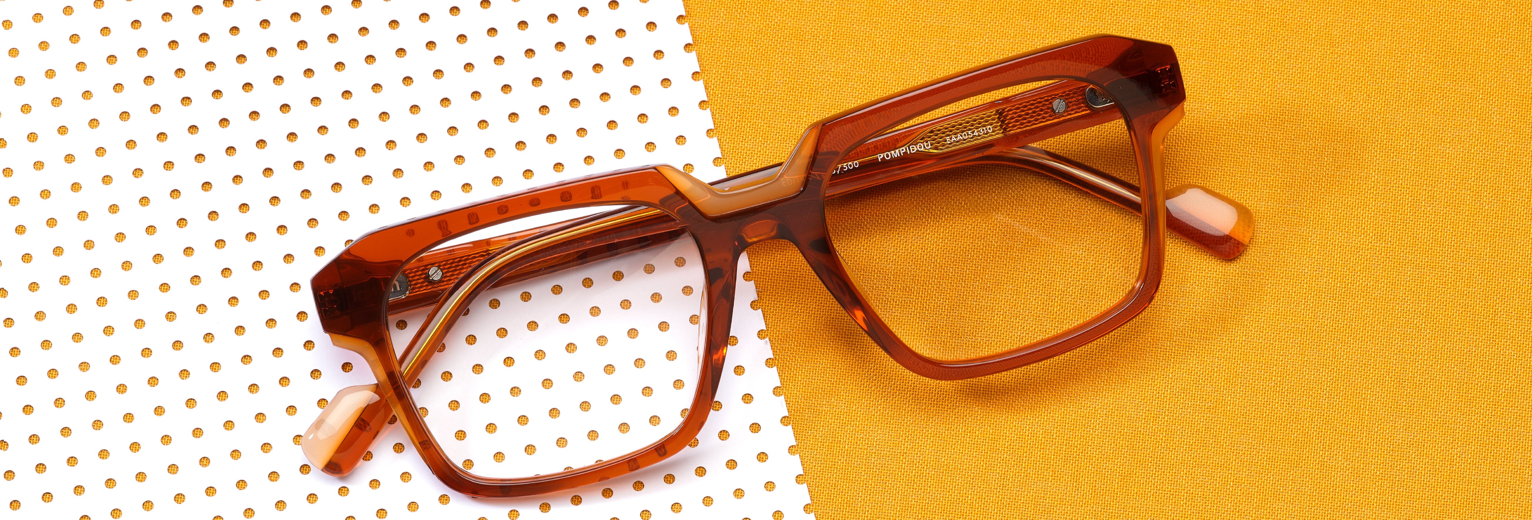 Tarian-Rectangle-Collection-Pompidou-eyewear-red