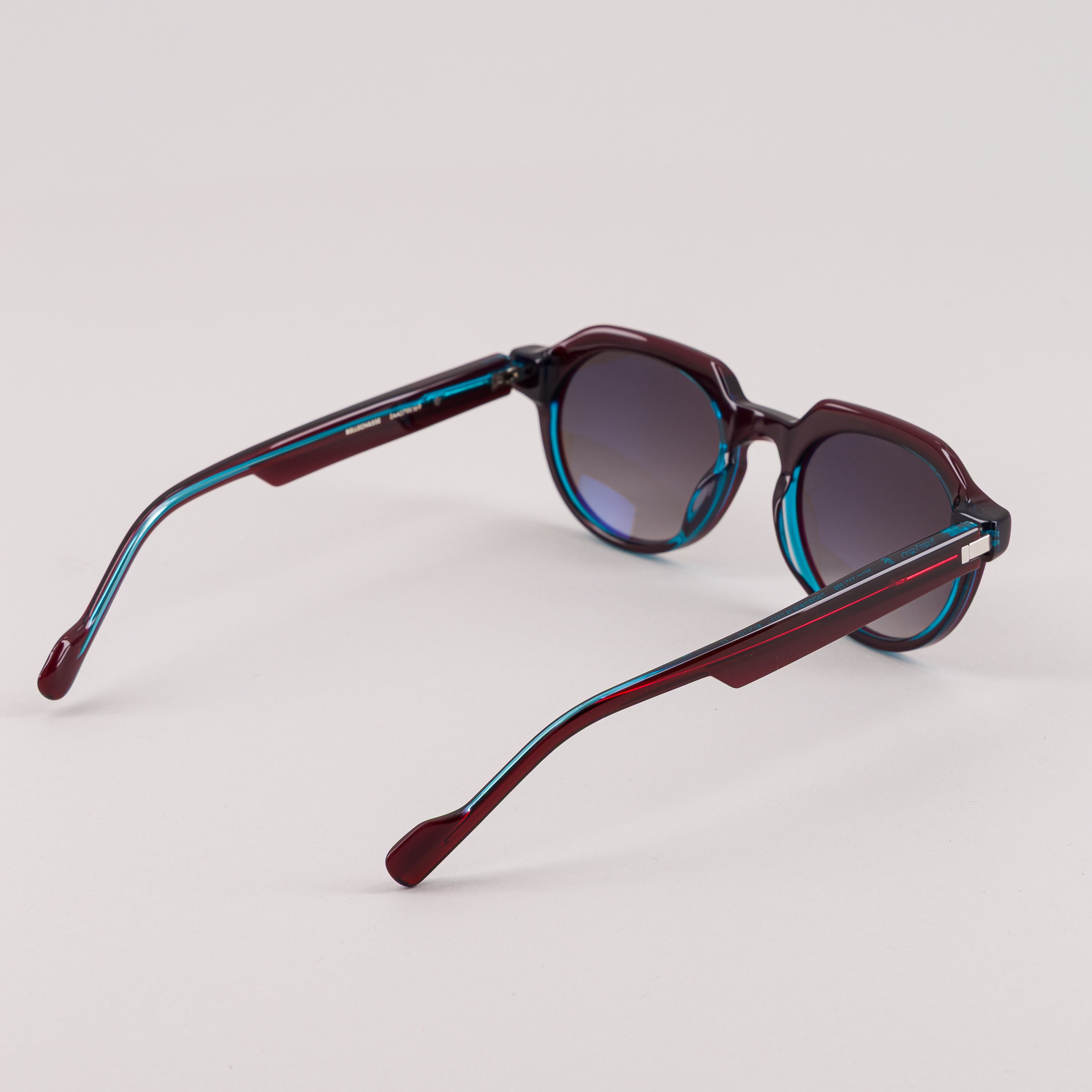 Tarian Paris — Bellechasse sun — lunettes solaire #color_Dark red and turquoise