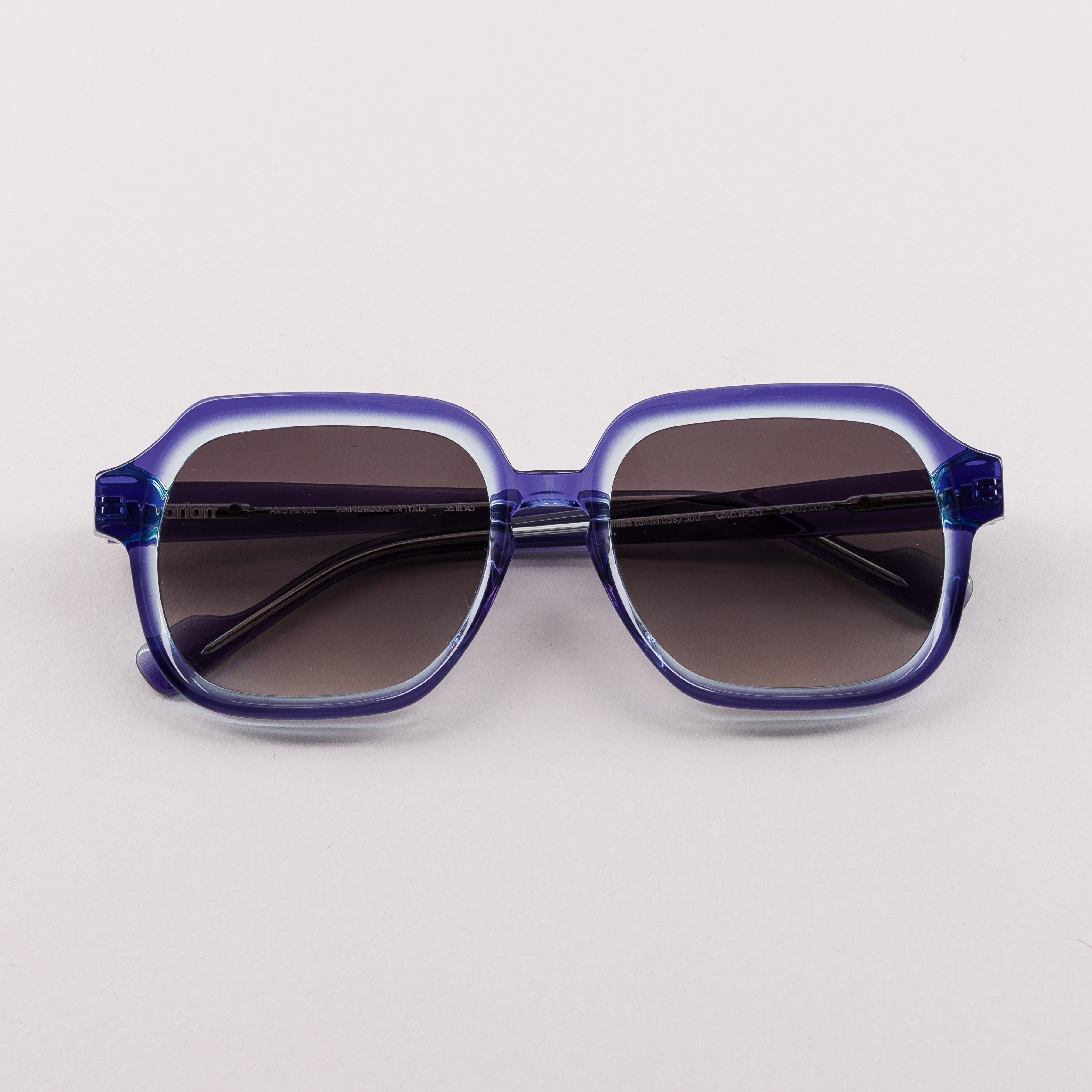 #couleur_Violet et bleu transparent
