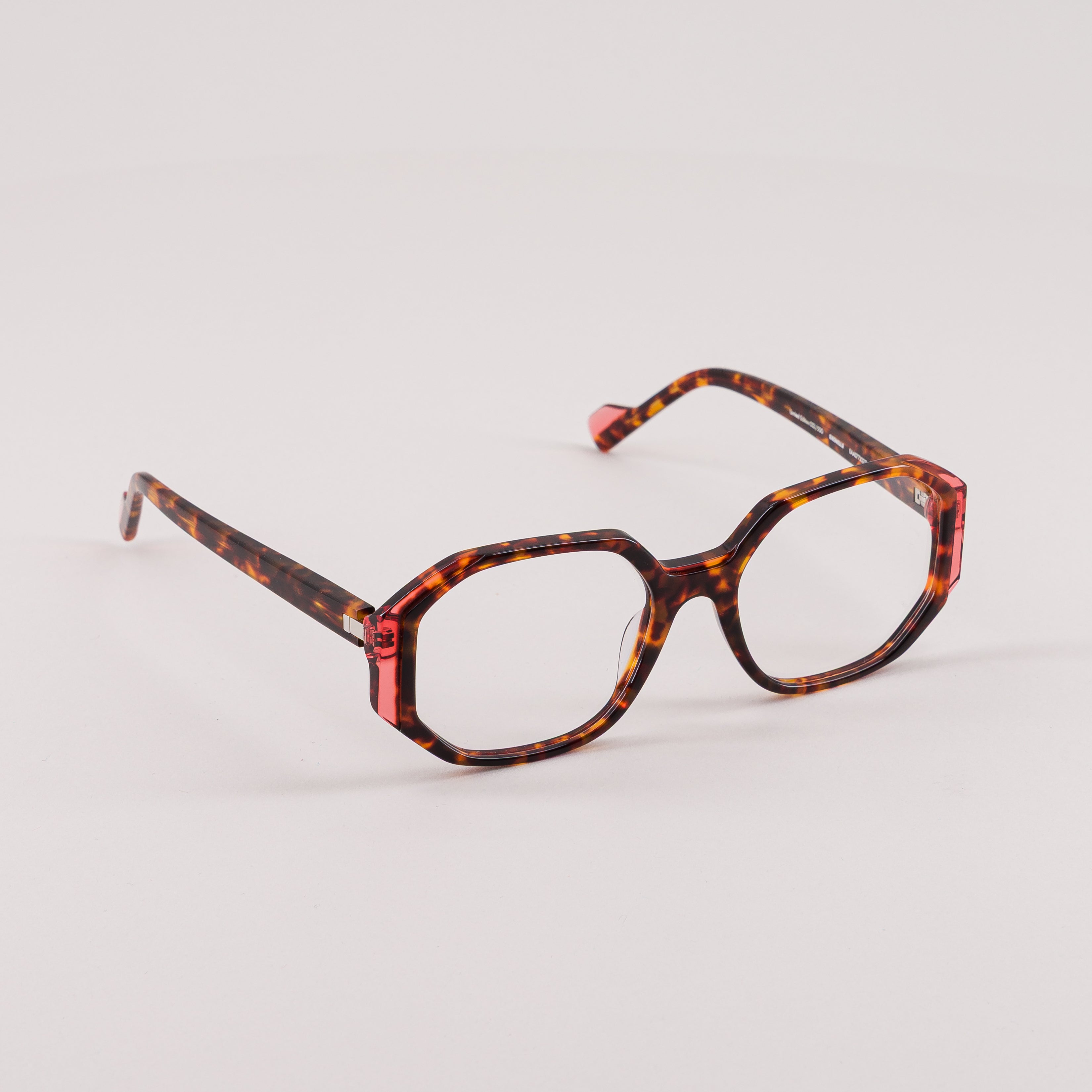 #couleur_Écaille et rouge