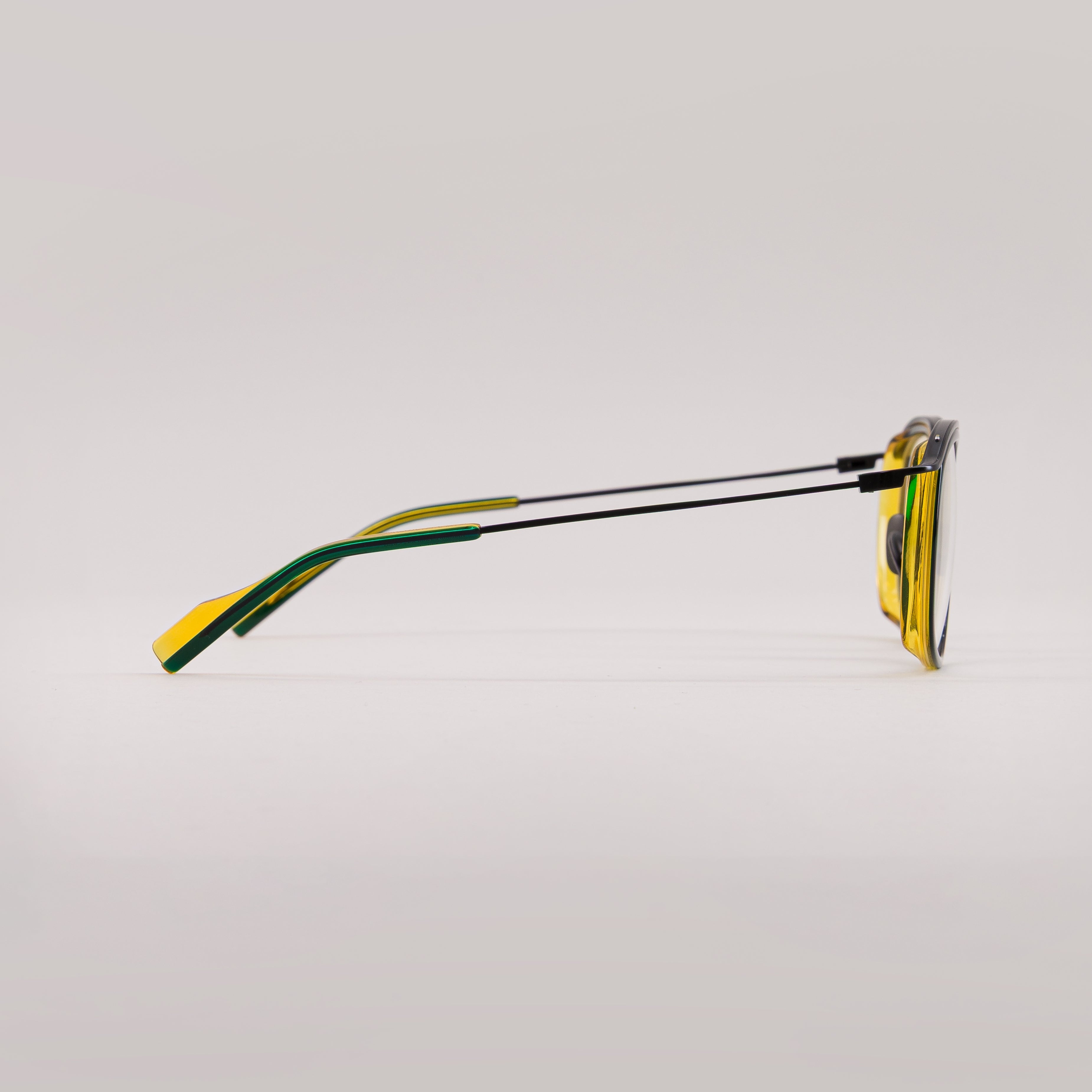 #color_green and yellow