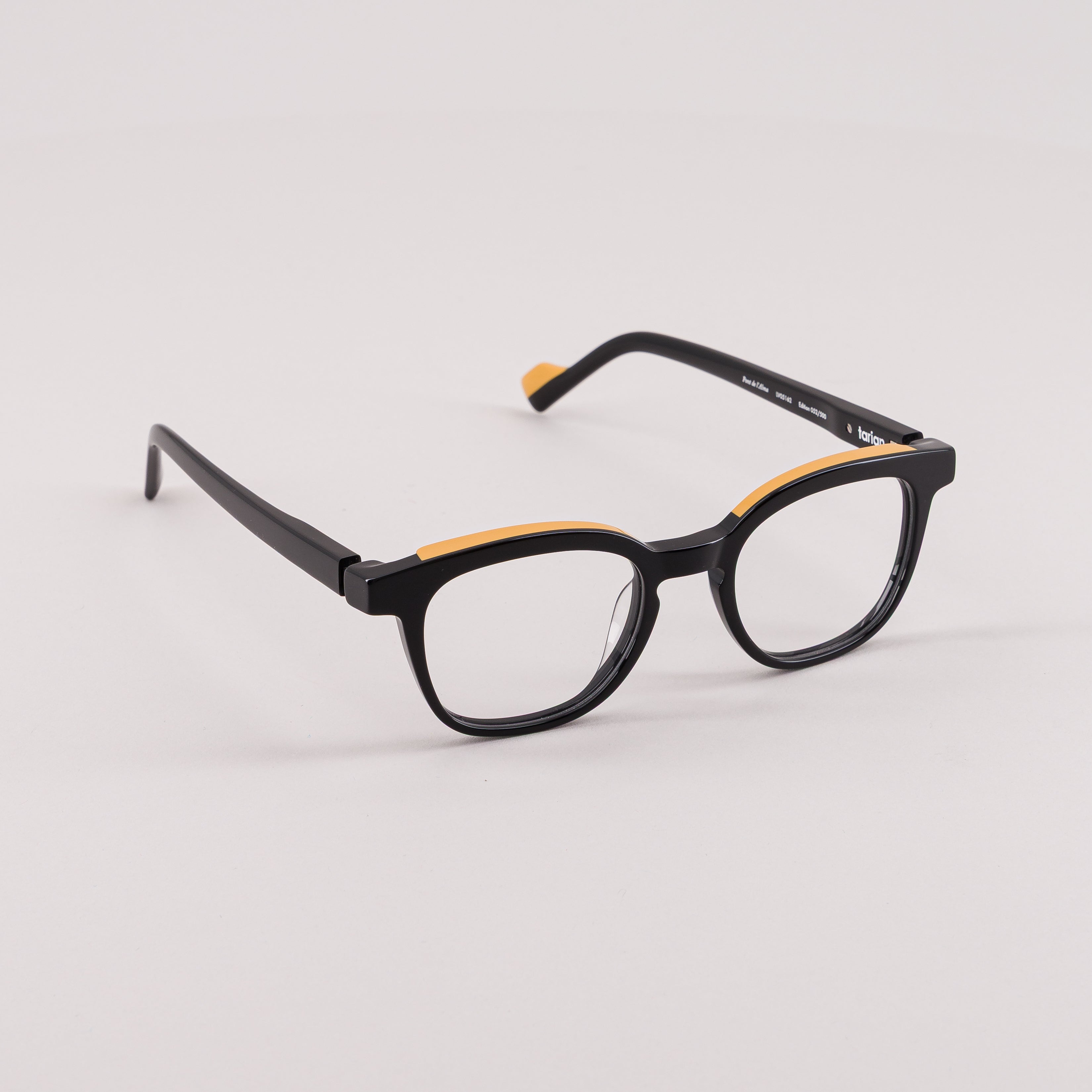 #couleur_Black and mustard
