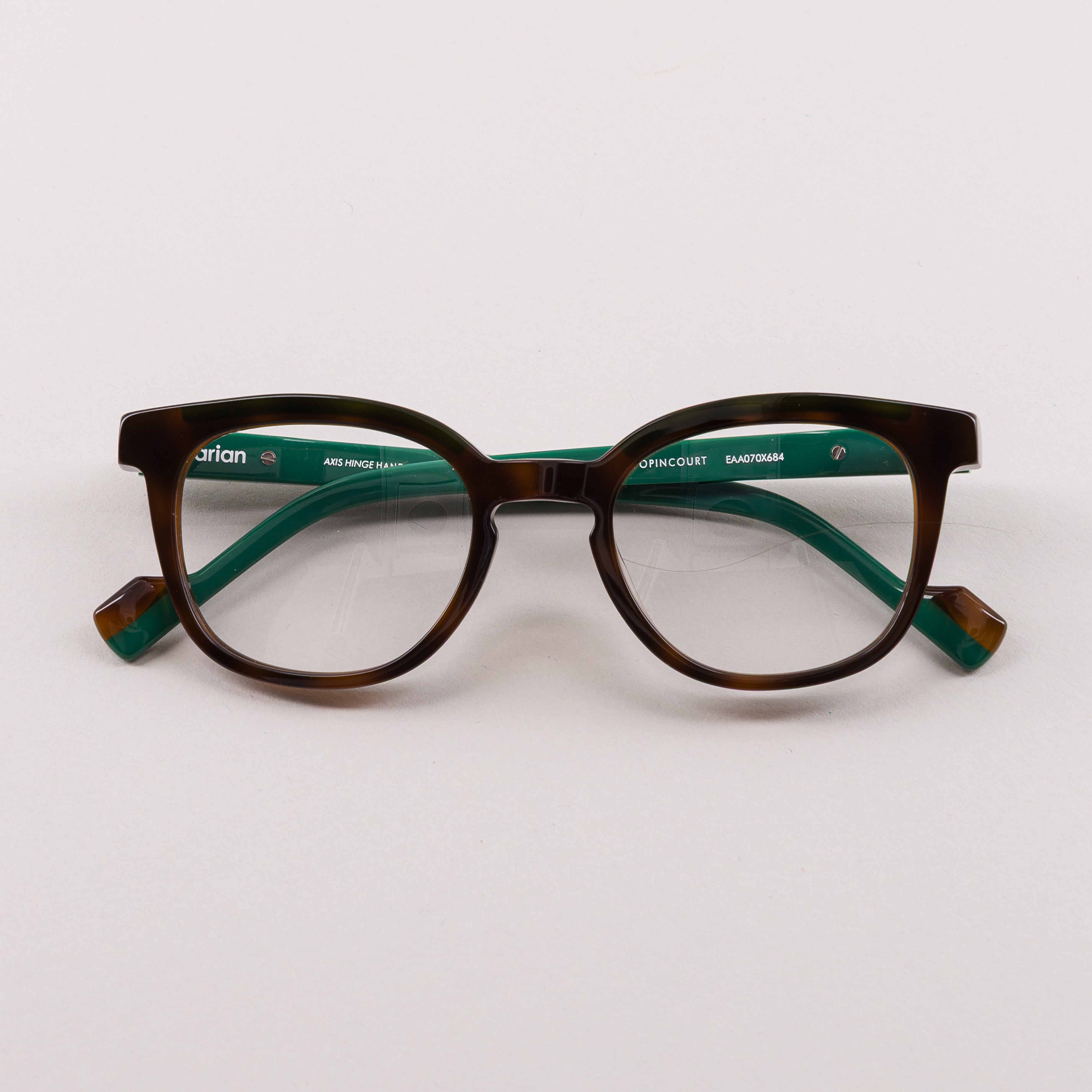 #color_tortoise shell green
