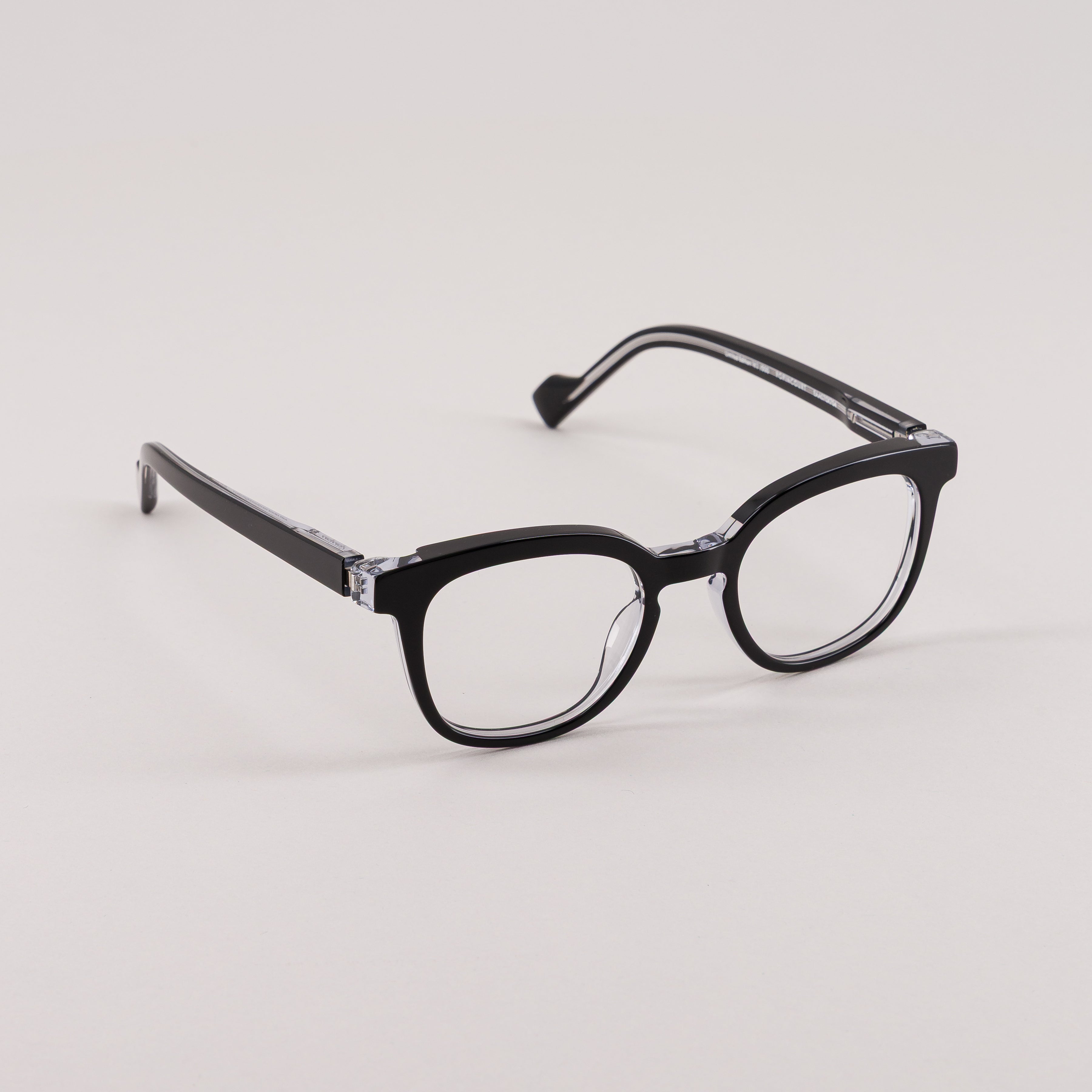#color_black clear