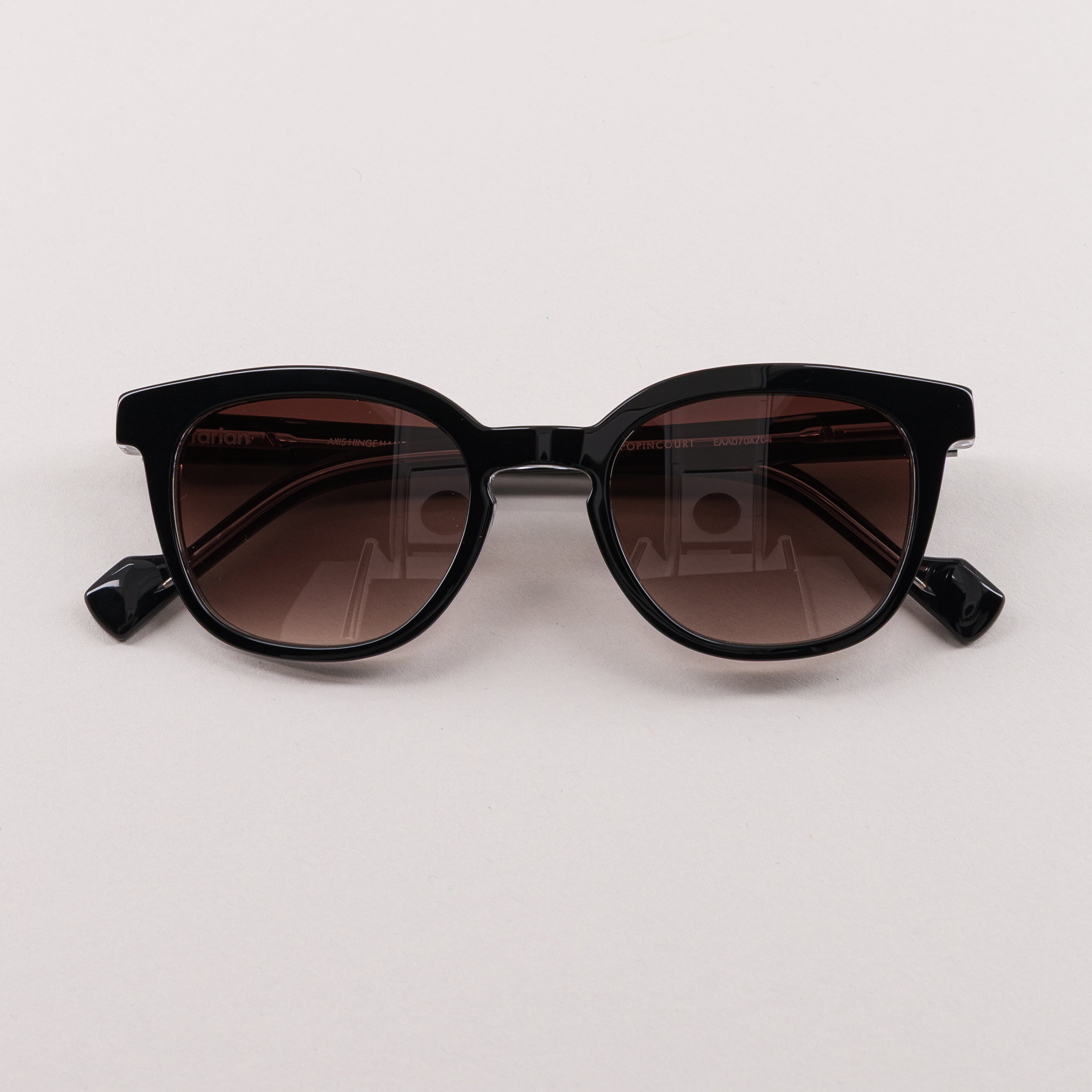 #color_black clear