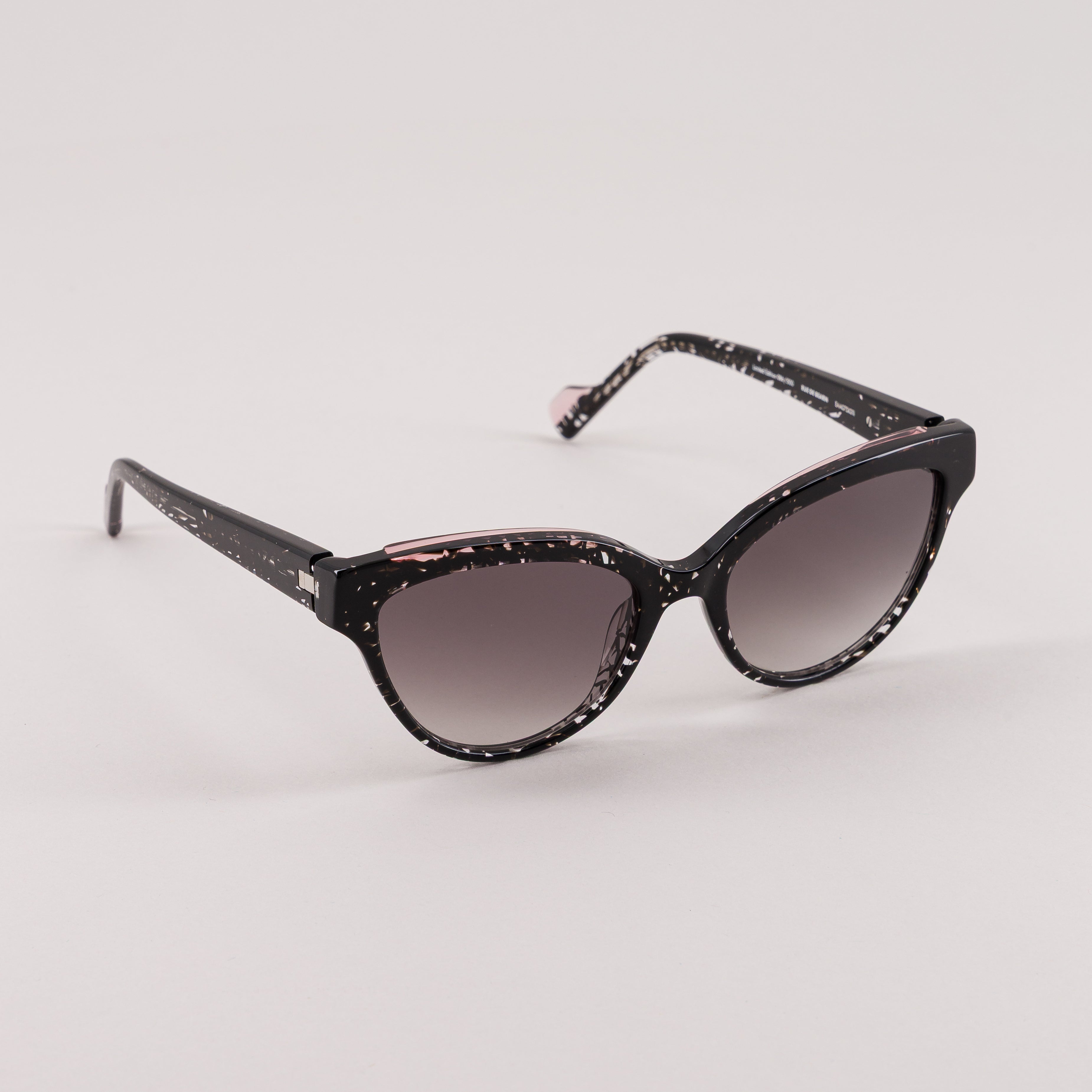 #color_black pact and pink