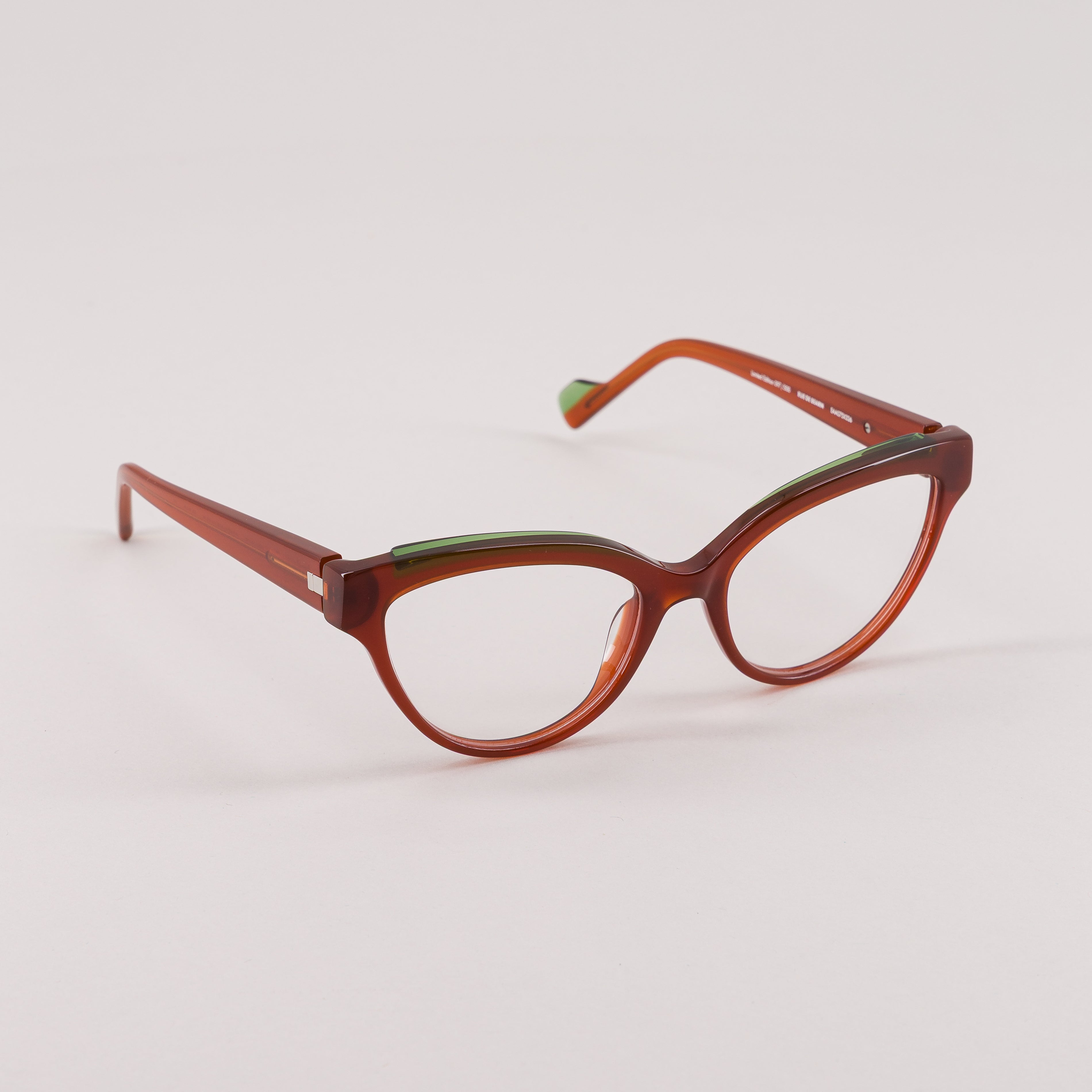 #colore_Camel e verde