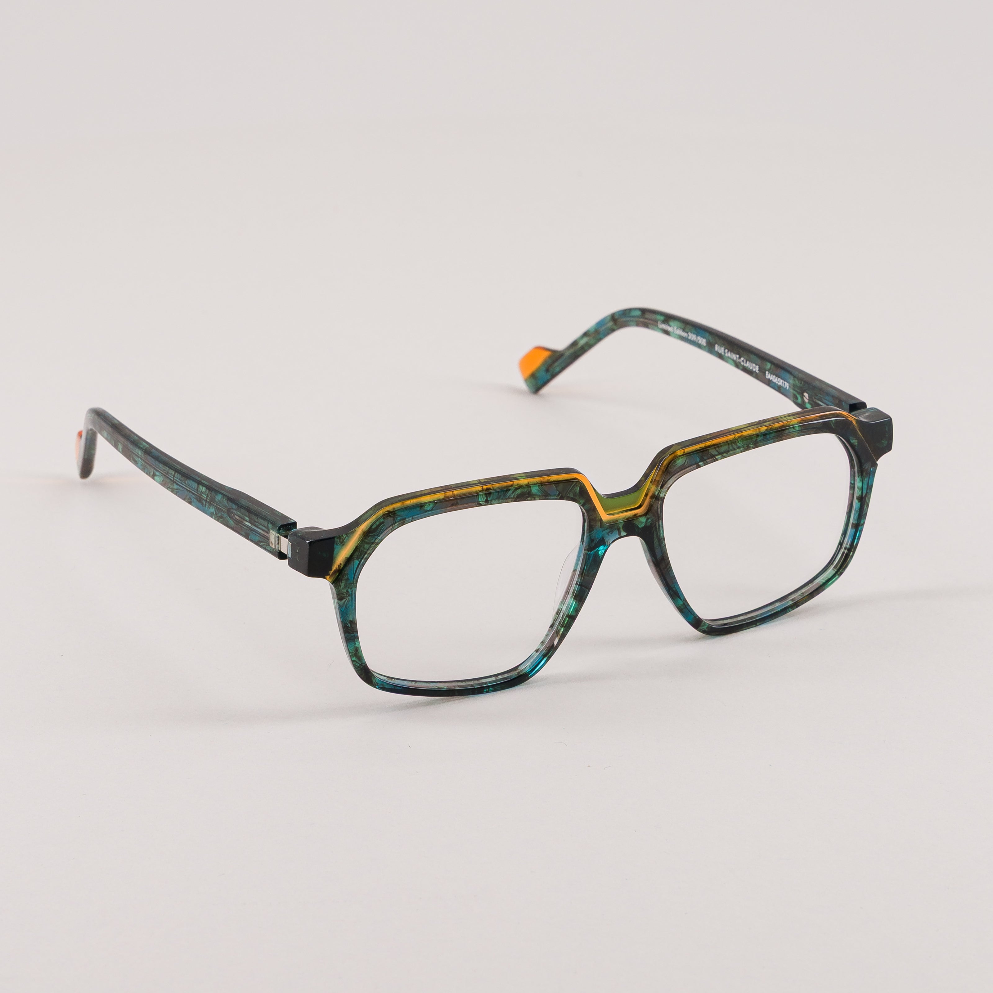 #color_green tortoise shell and orange