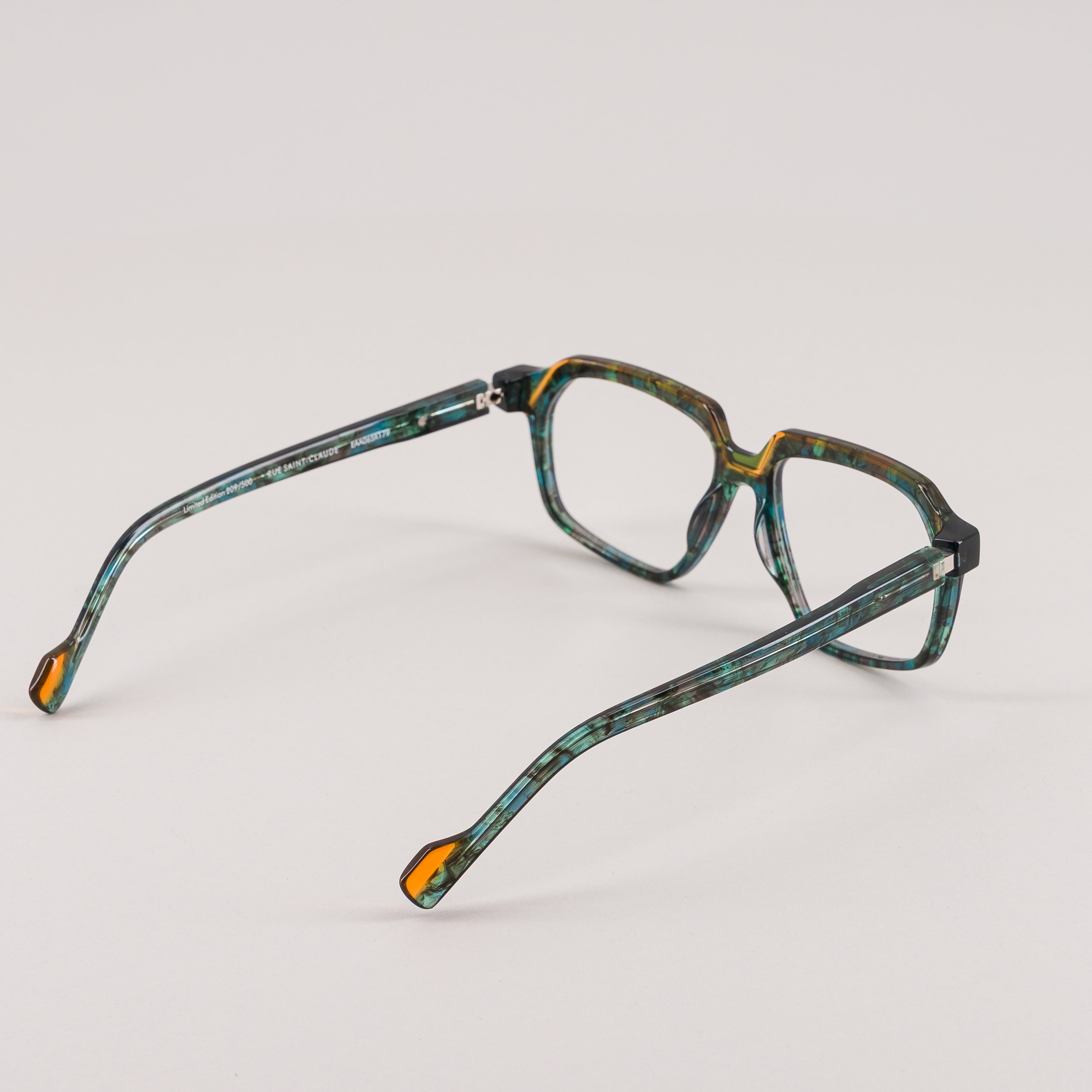 #color_green tortoise shell and orange
