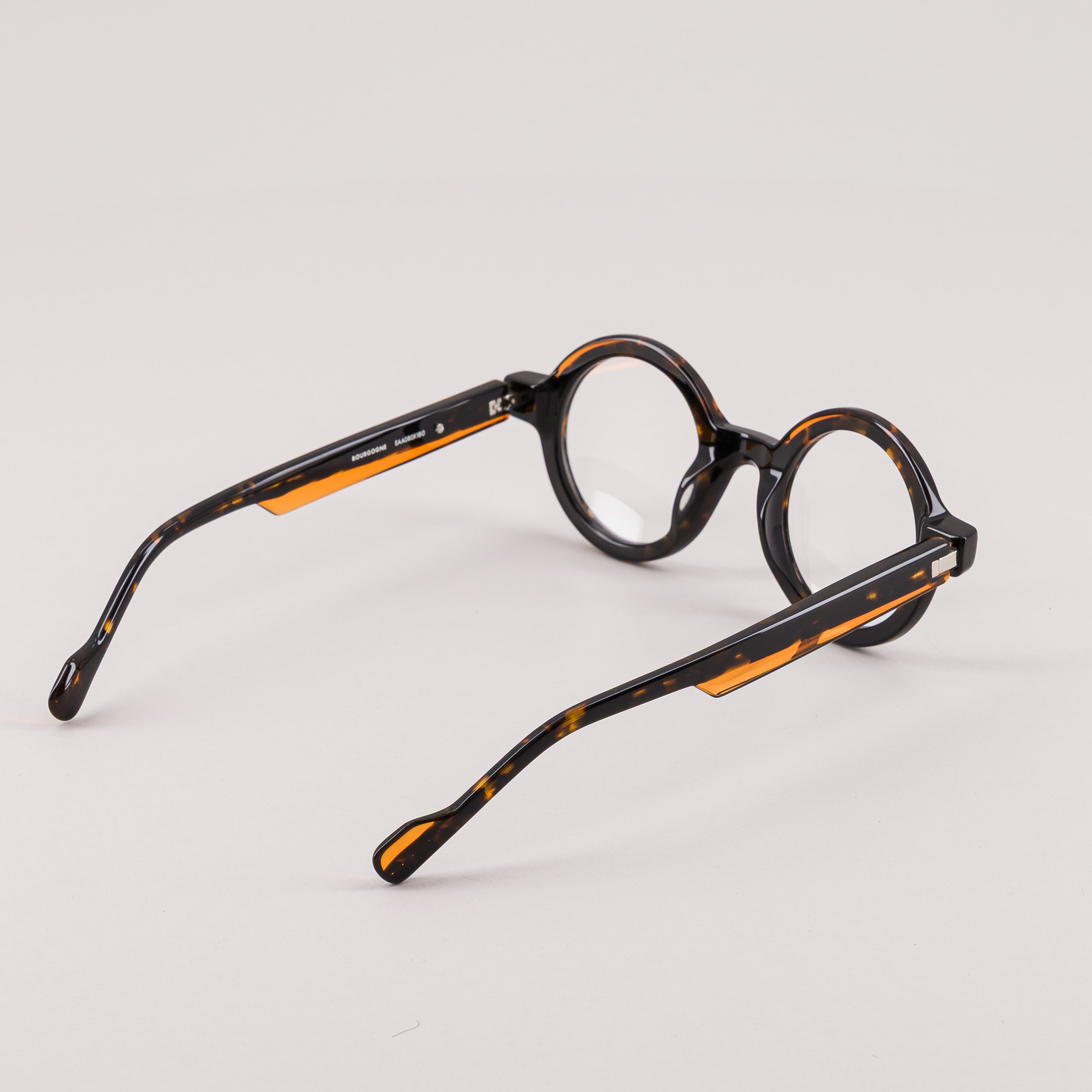 #couleur_Écaille de tortue et orange
