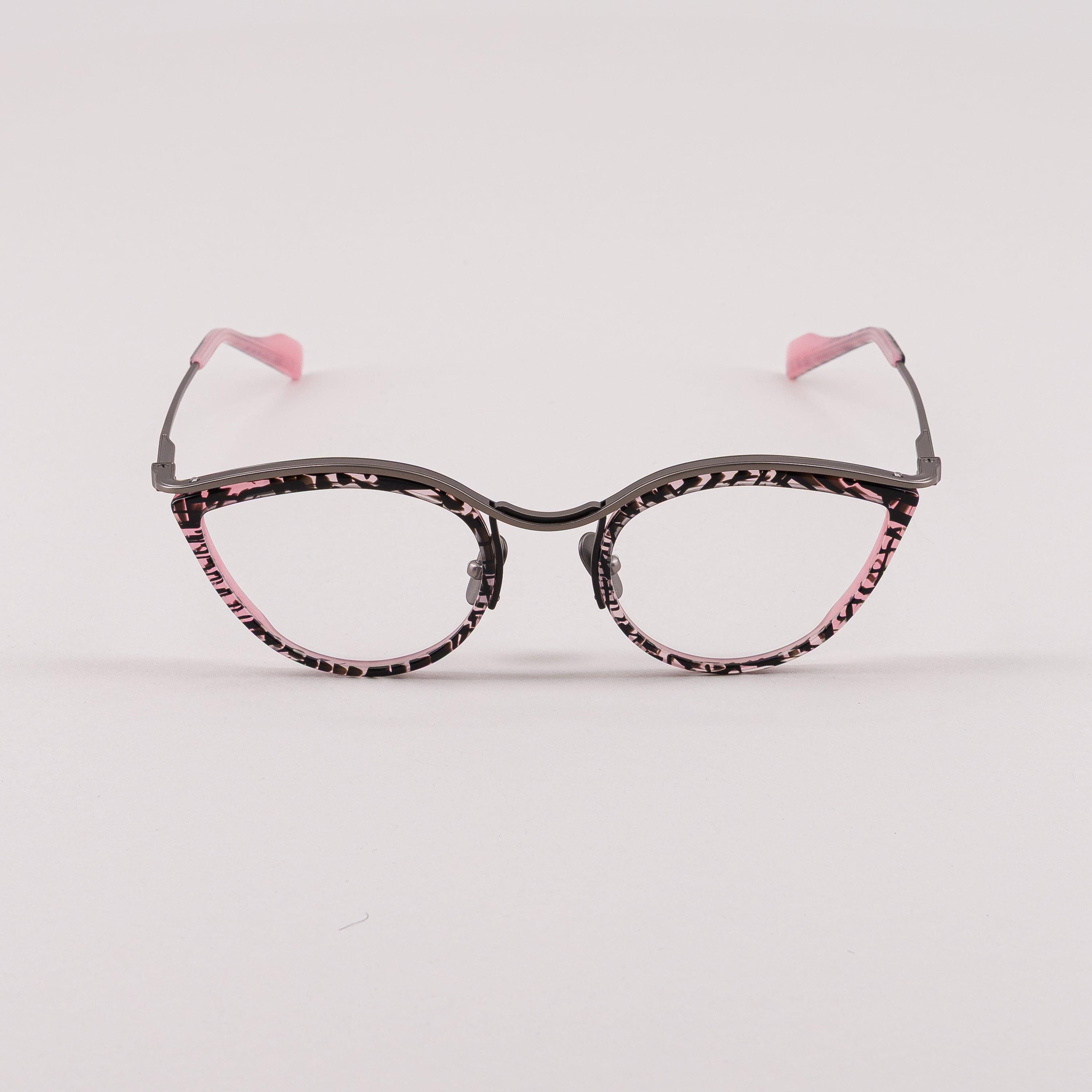 #couleur_Noir tacheté et rose
