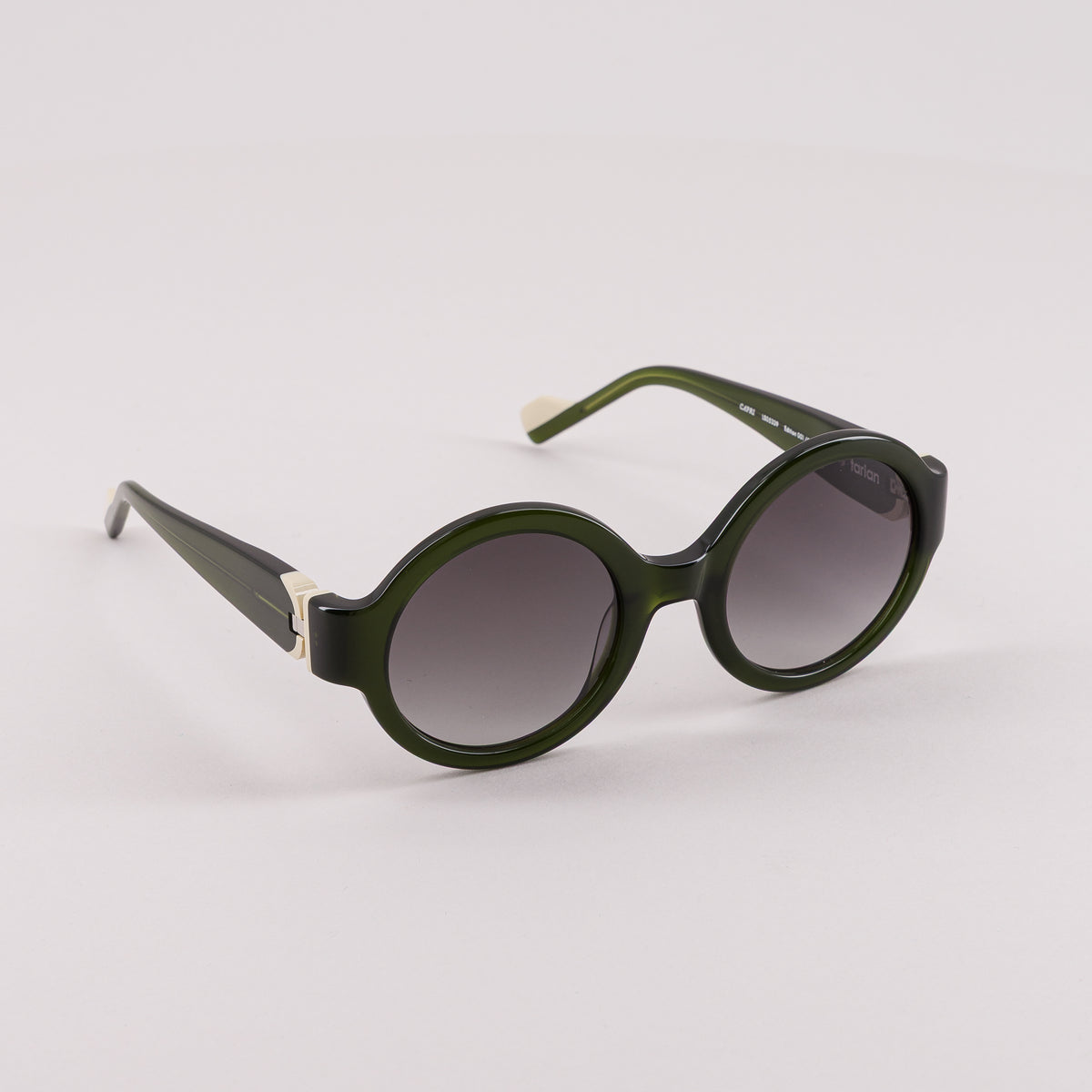 #color_Moss green and ivory