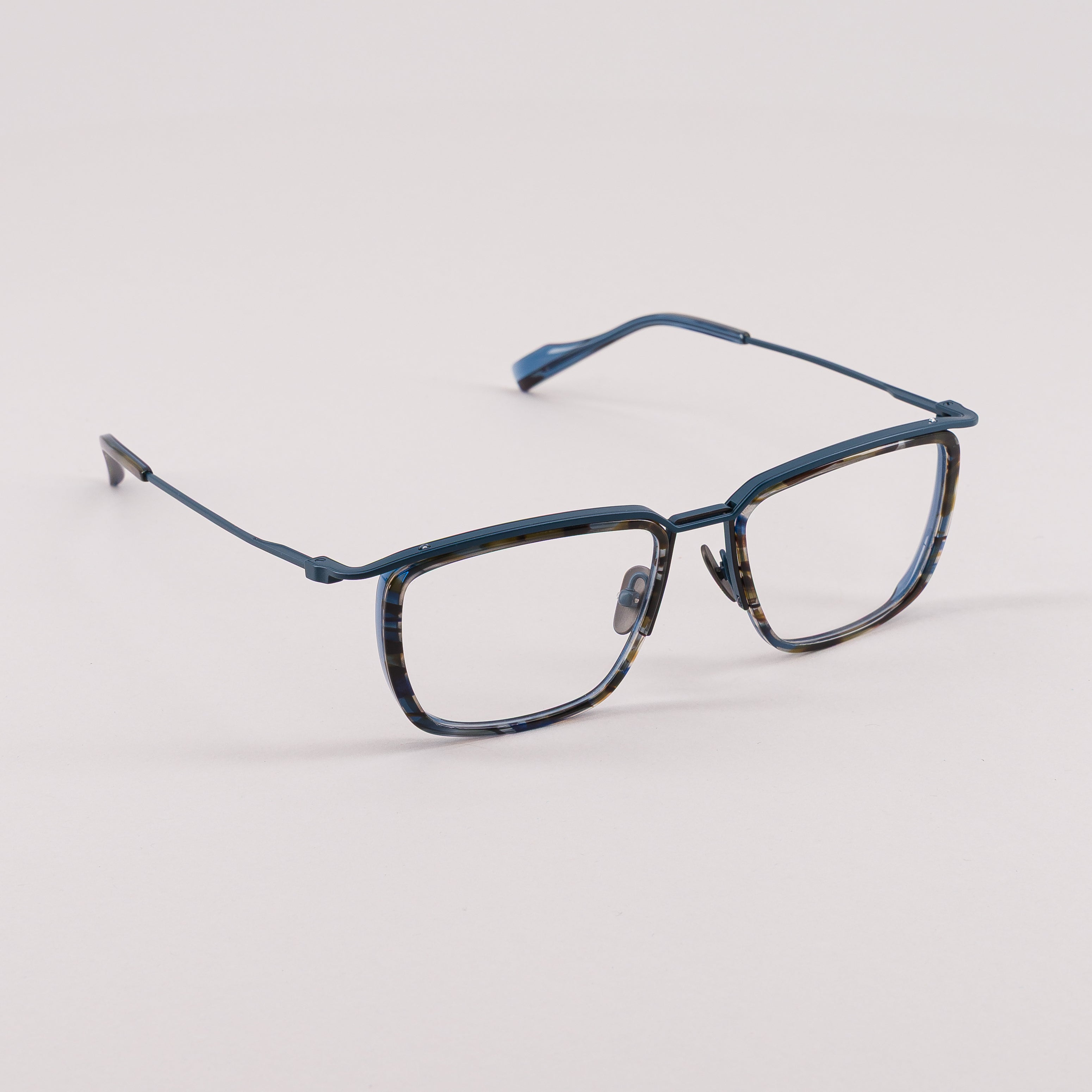 #couleur_Écaille de tortue et bleu