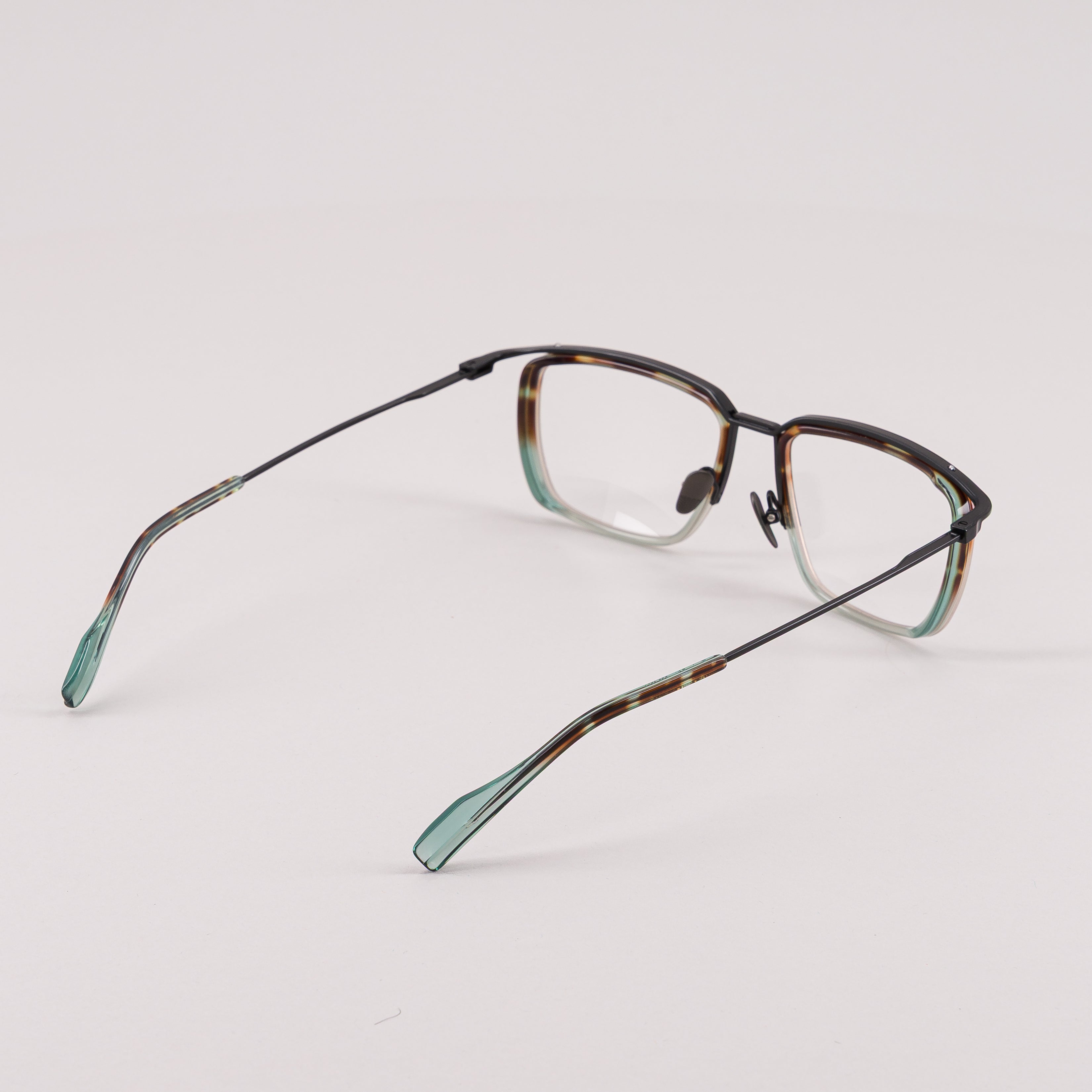 #couleur_Écaille de tortue et vert