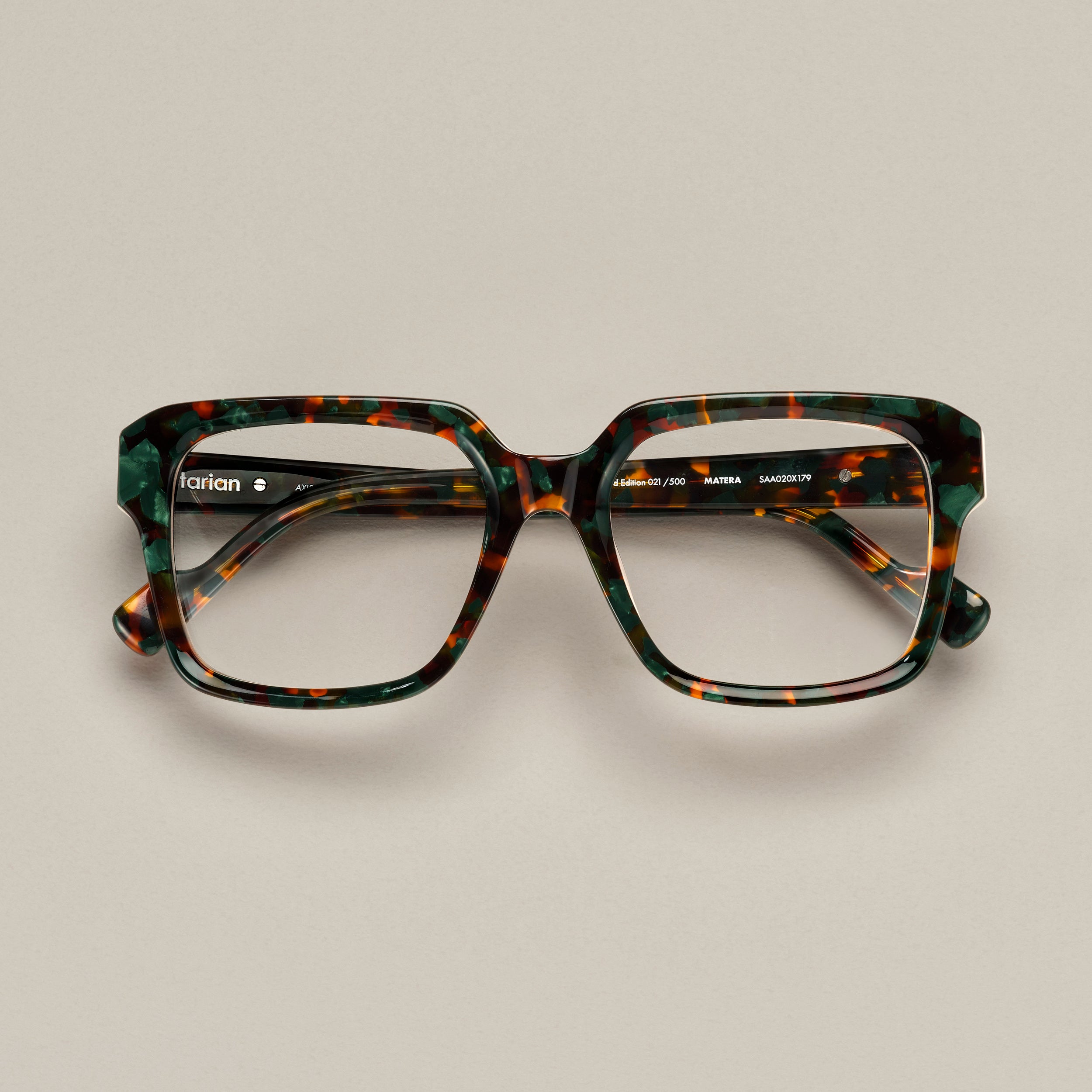 Tarian-Matera-rectangle-eyewear-green-tortoiseshell