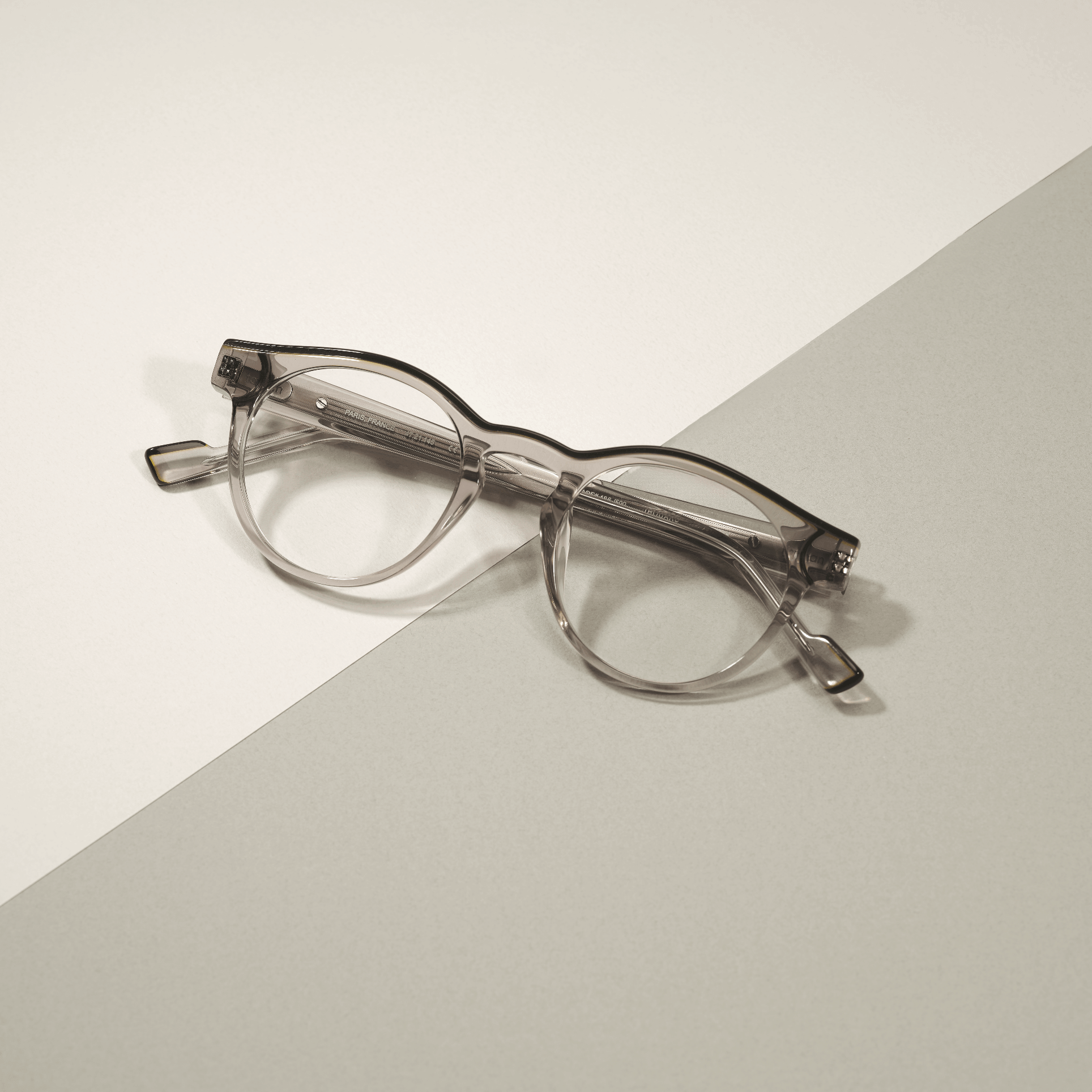 Tarian-Thouars-round-eyewear-cleargrey-khaki