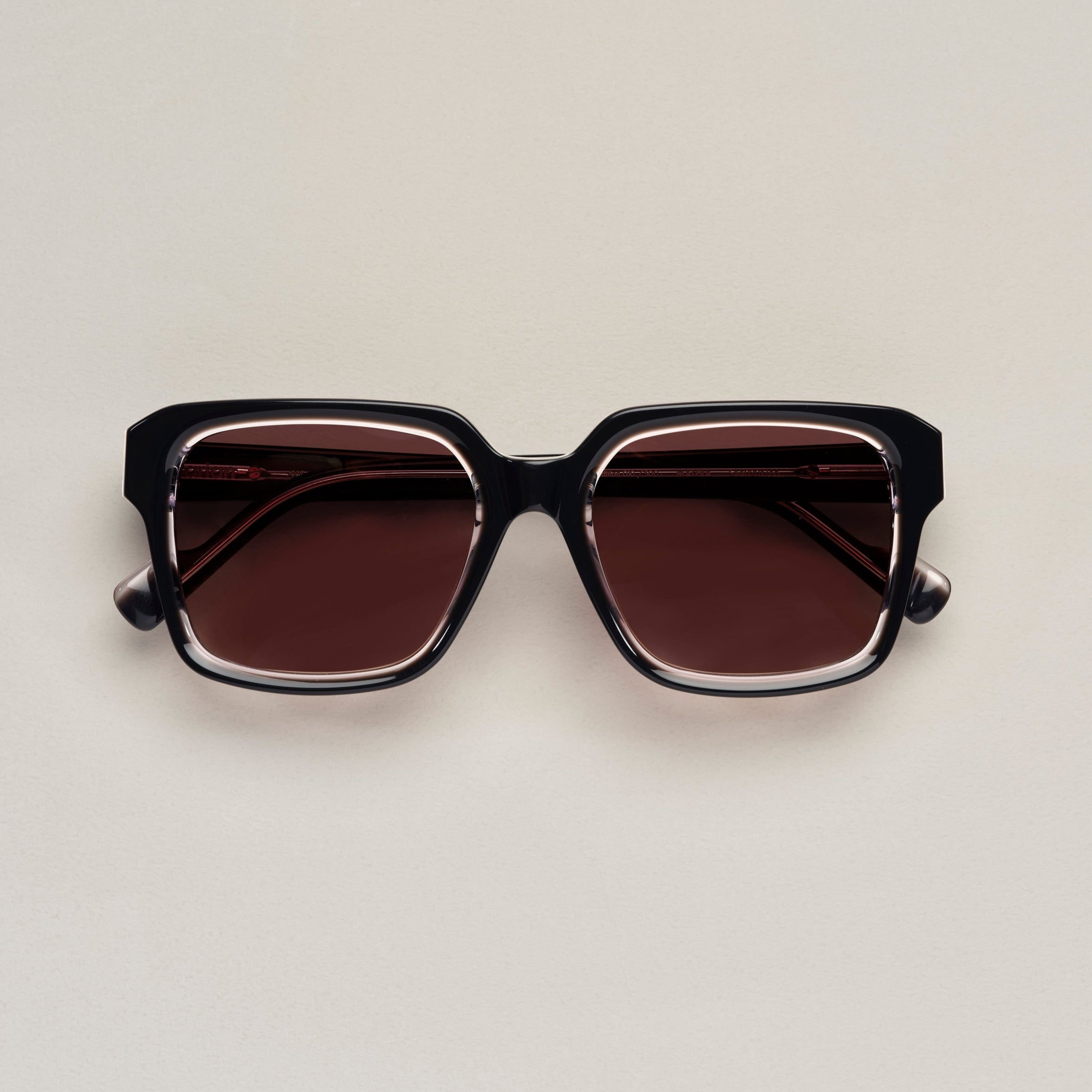 Tarian-Matera-rectangle-sunglasses-darkgrey-clear