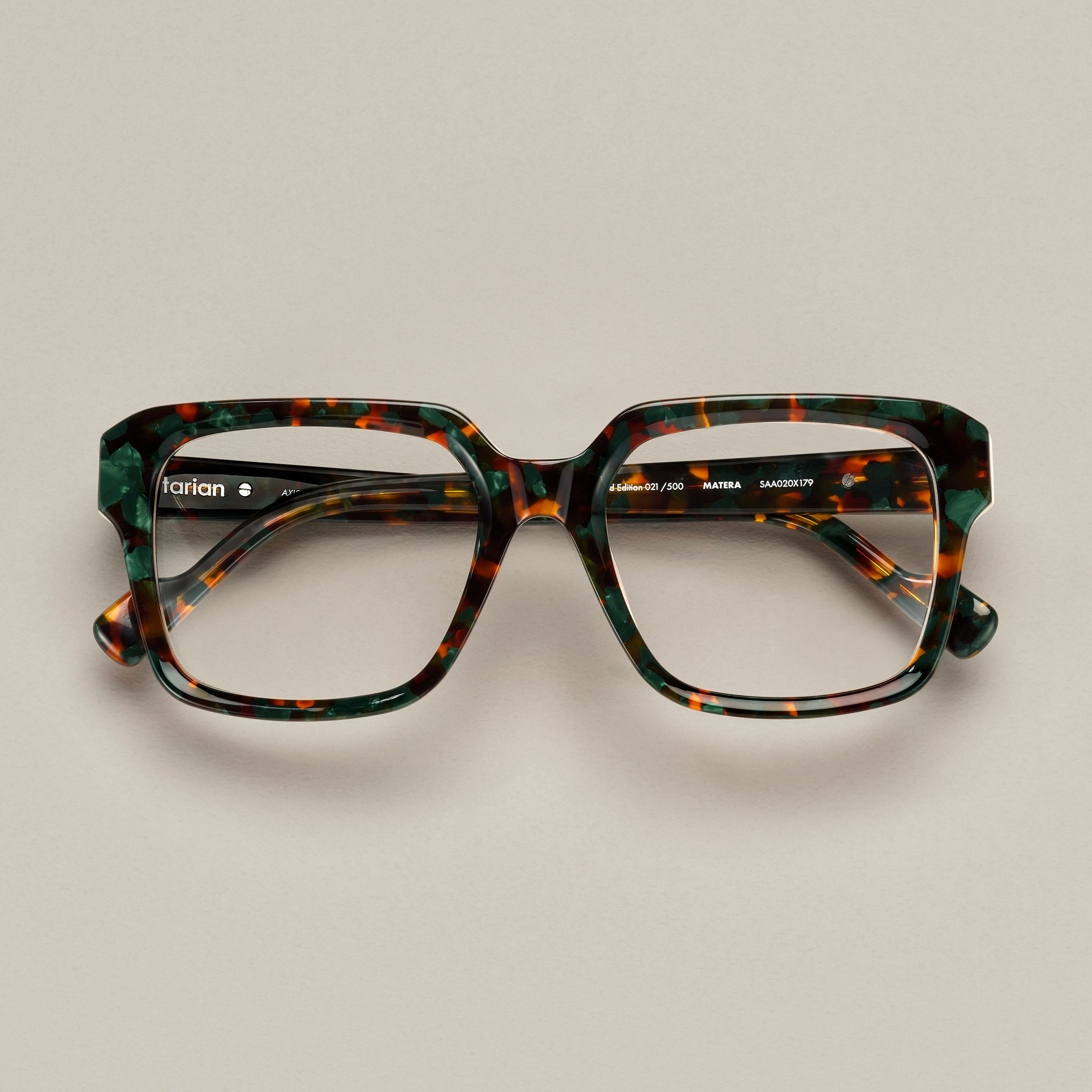 Tarian-Matera-rectangle-eyewear-green-tortoiseshell