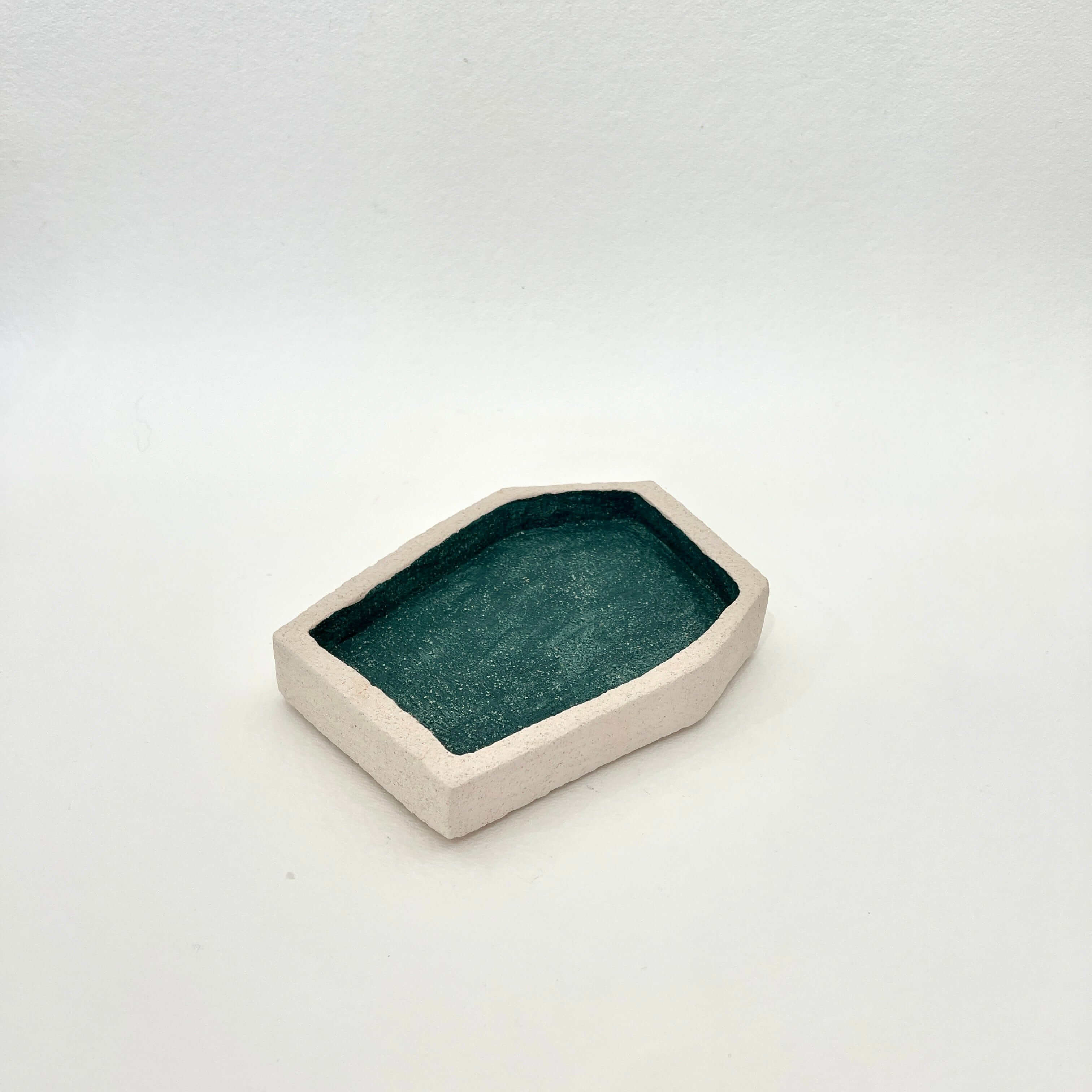 Tarian-Vide-Poche-ceramic-green-white
