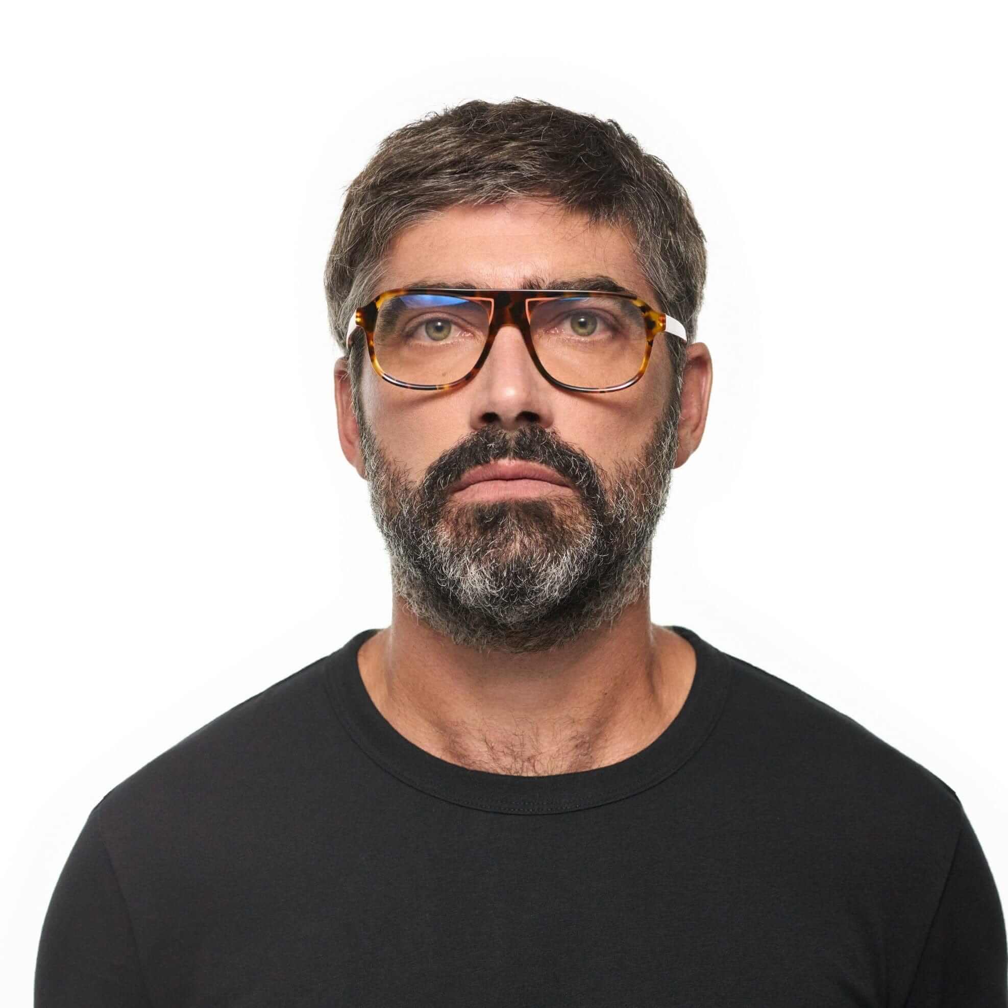 Tarian-Cateri-pilot-eyewear-turtleshell-orange-clear