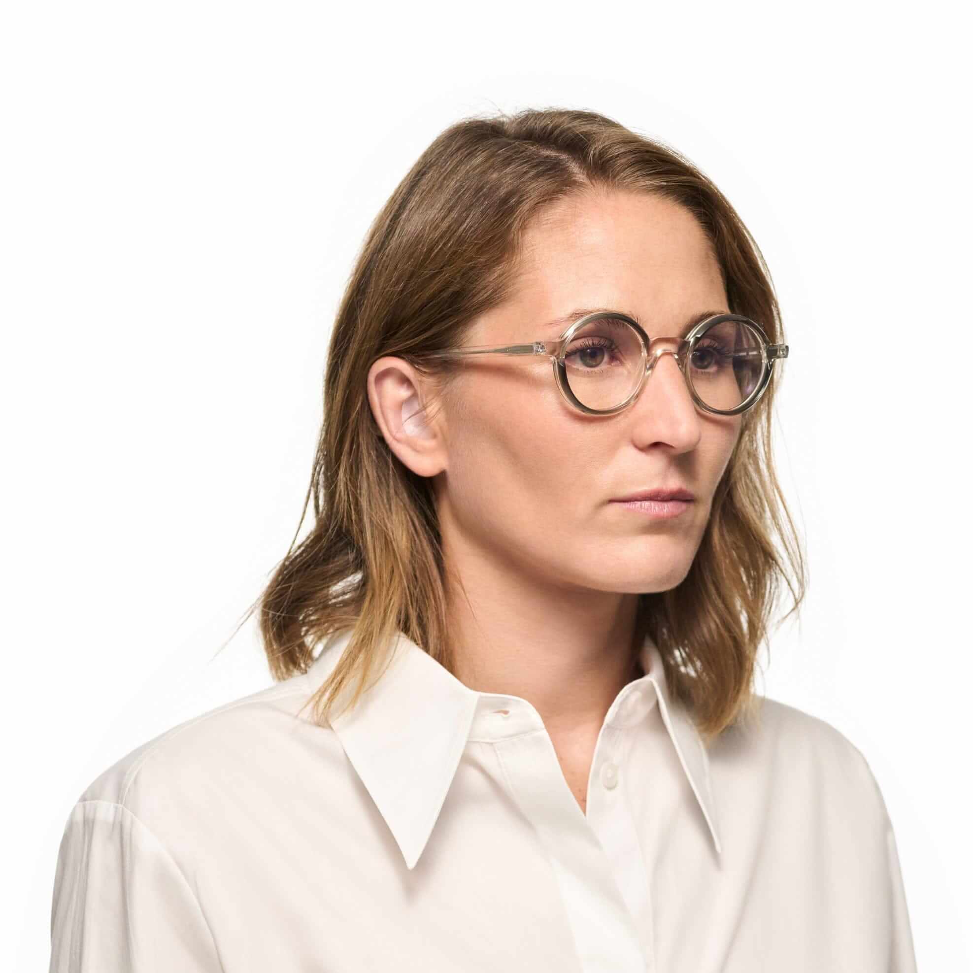 Tarian-Rue-de-Turenne-small-round-eyewear-light-clear-pink-green-portrait