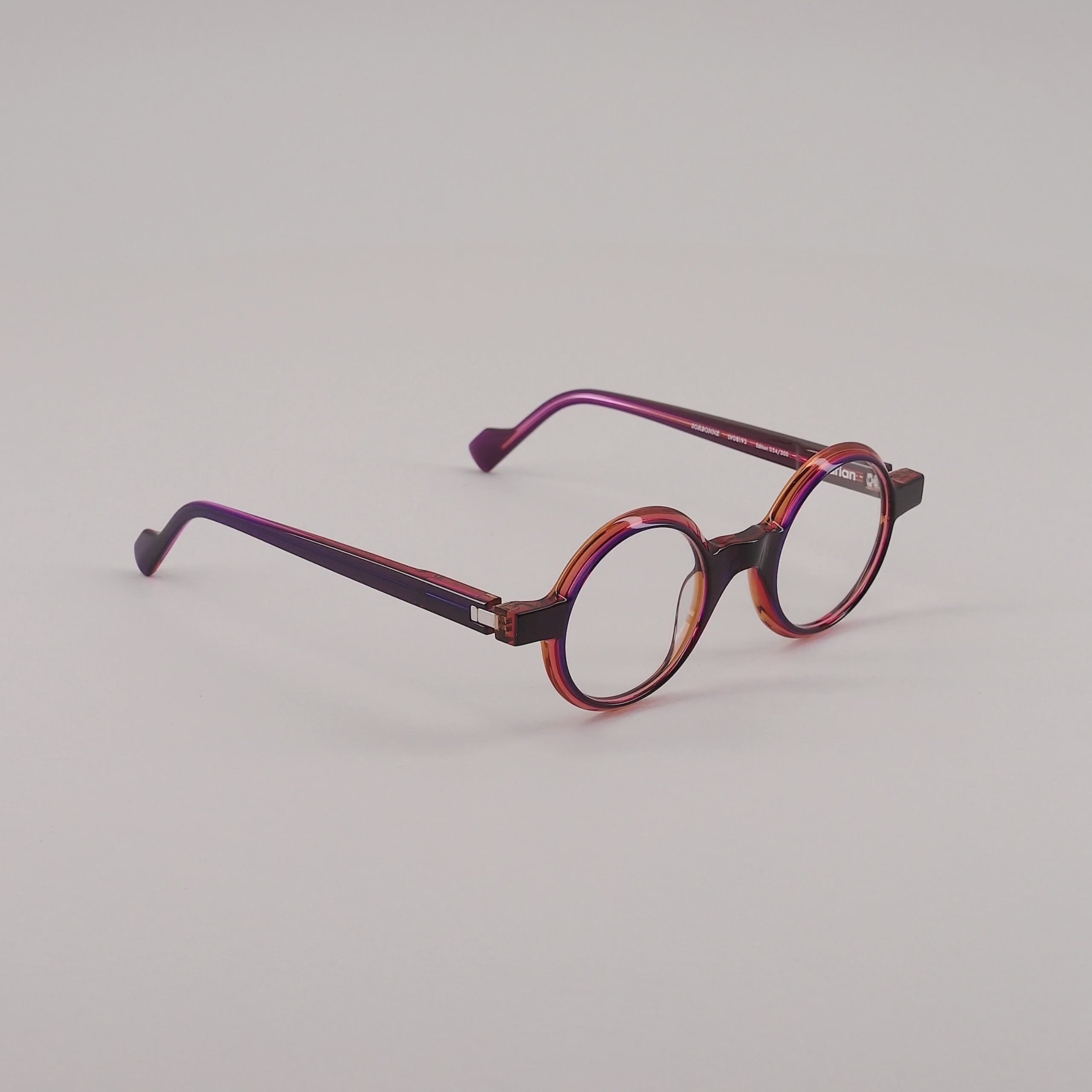 #color_Burgundy and pink