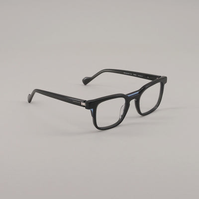 #color_black and blue