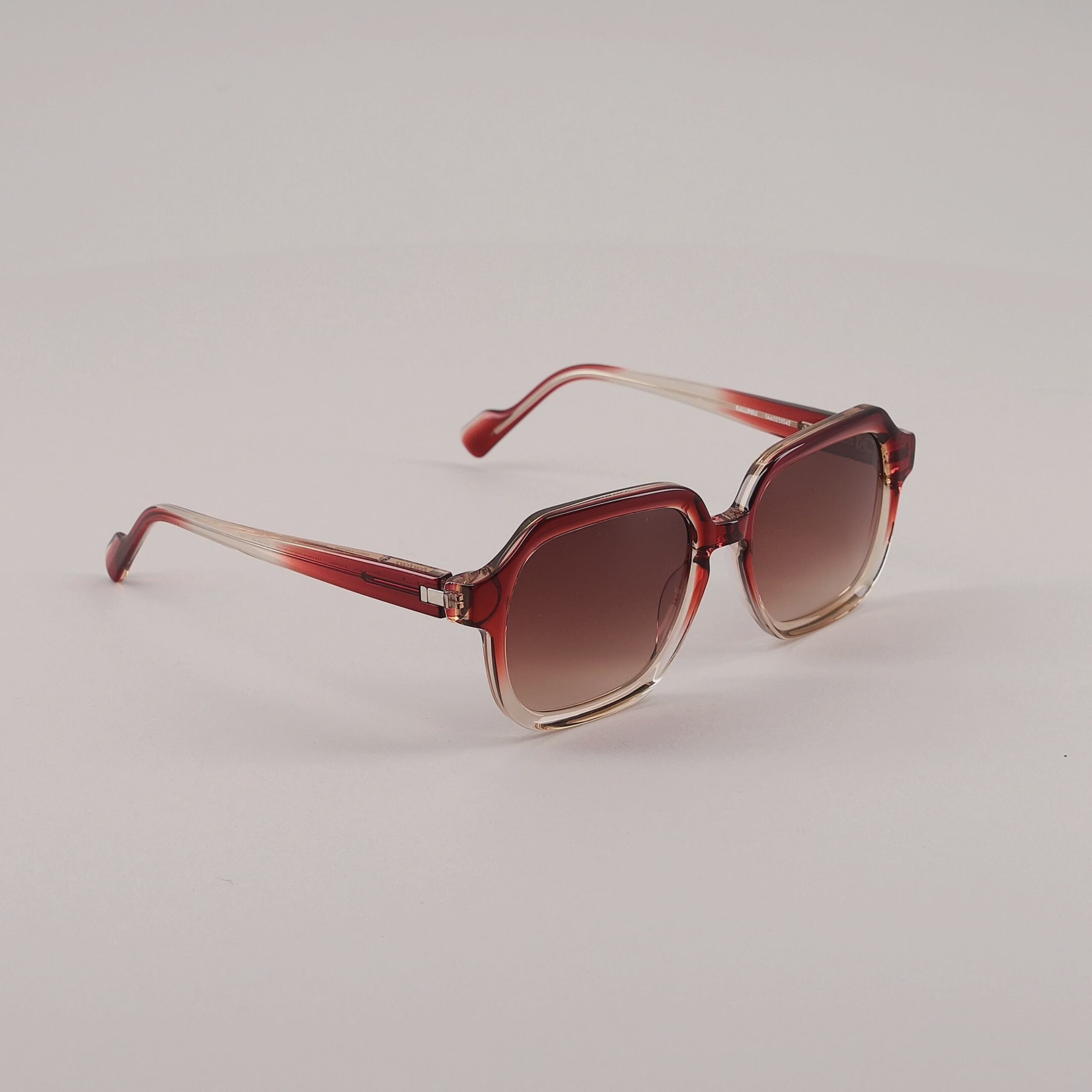 #color_Brown gradient clear