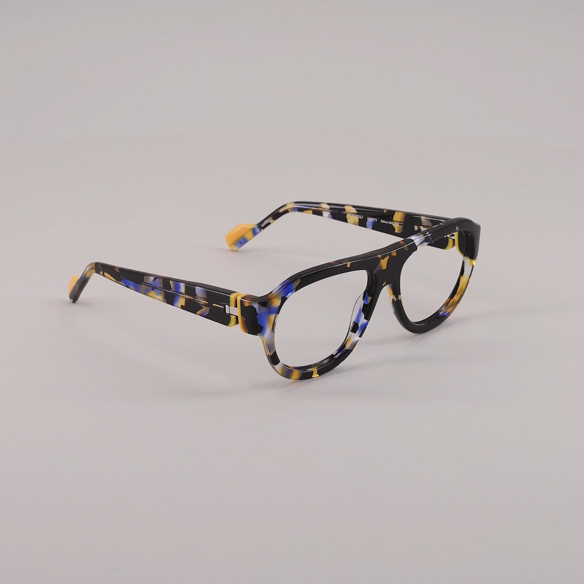 #color_Yellow, blue and black